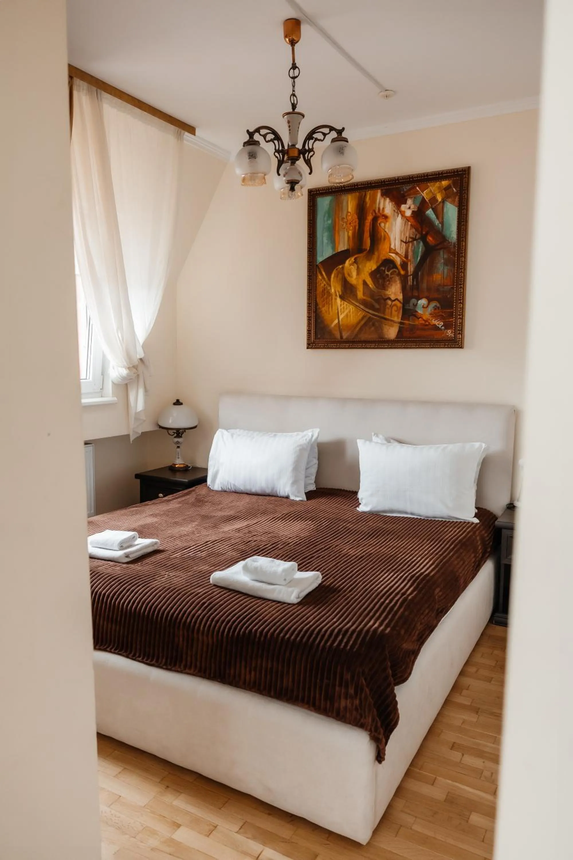 Bed in Pysanka Hotel