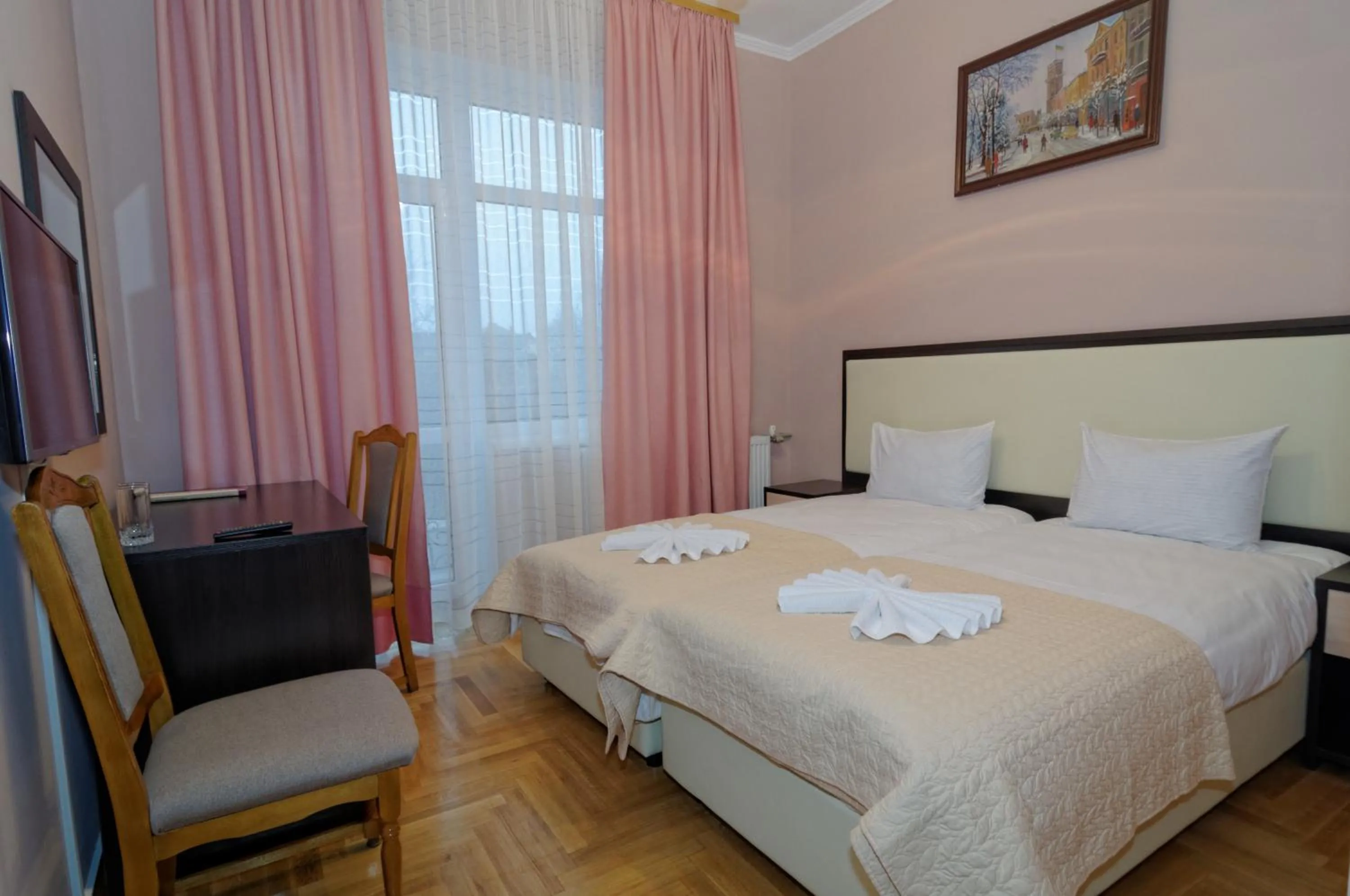 Photo of the whole room, Bed in Pysanka Hotel