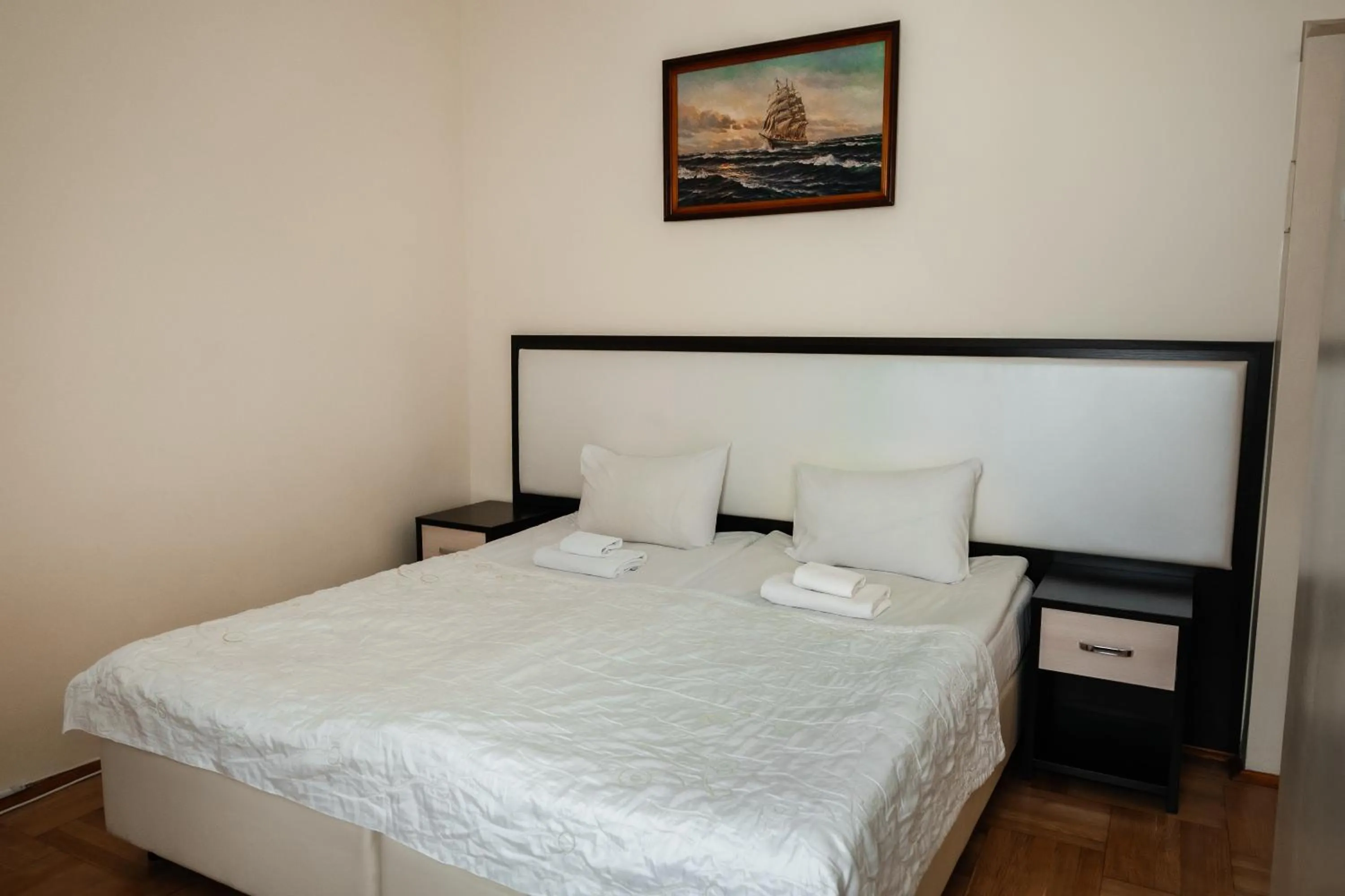 Bed in Pysanka Hotel