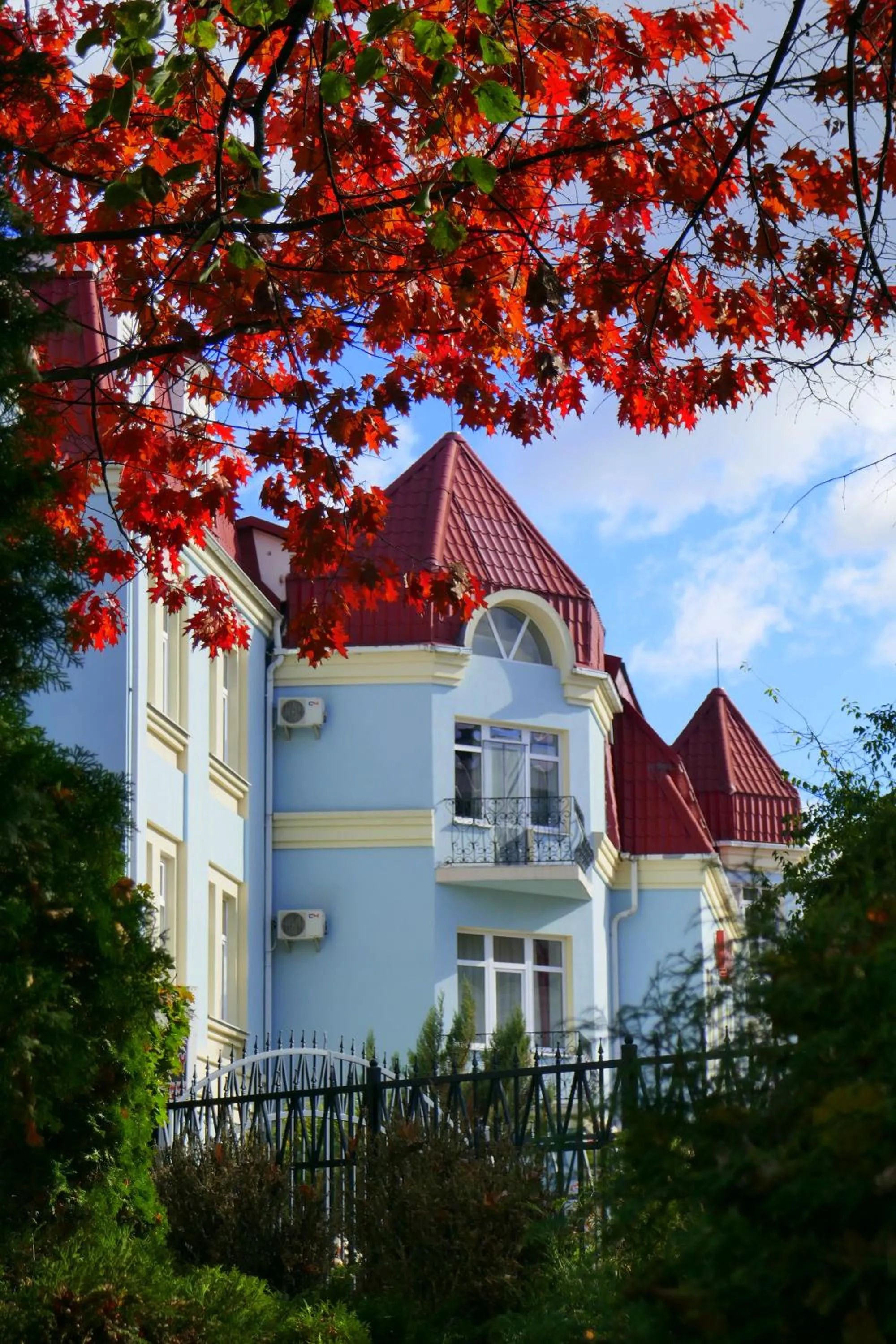 Property building in Pysanka Hotel