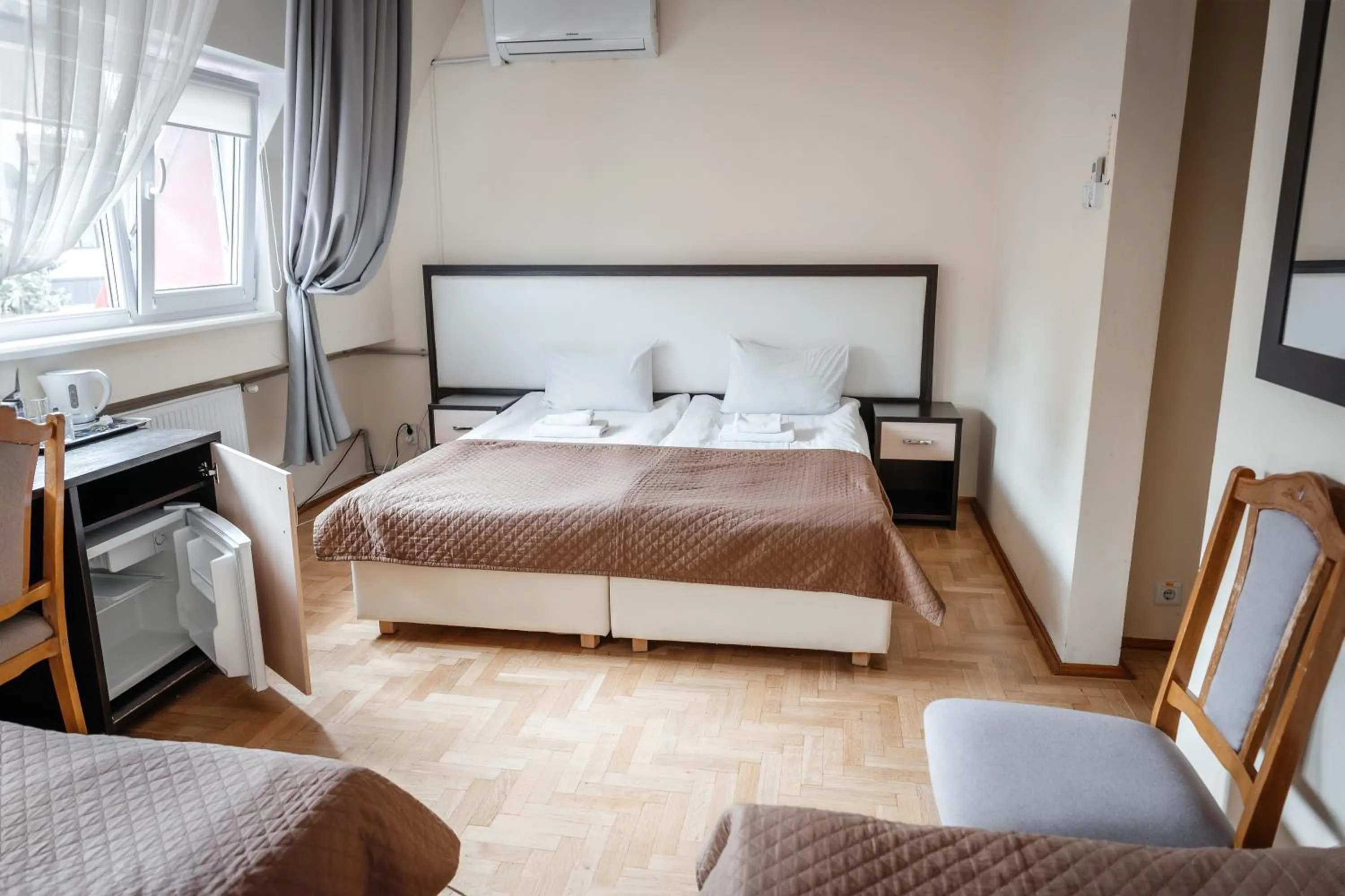 Bed in Pysanka Hotel