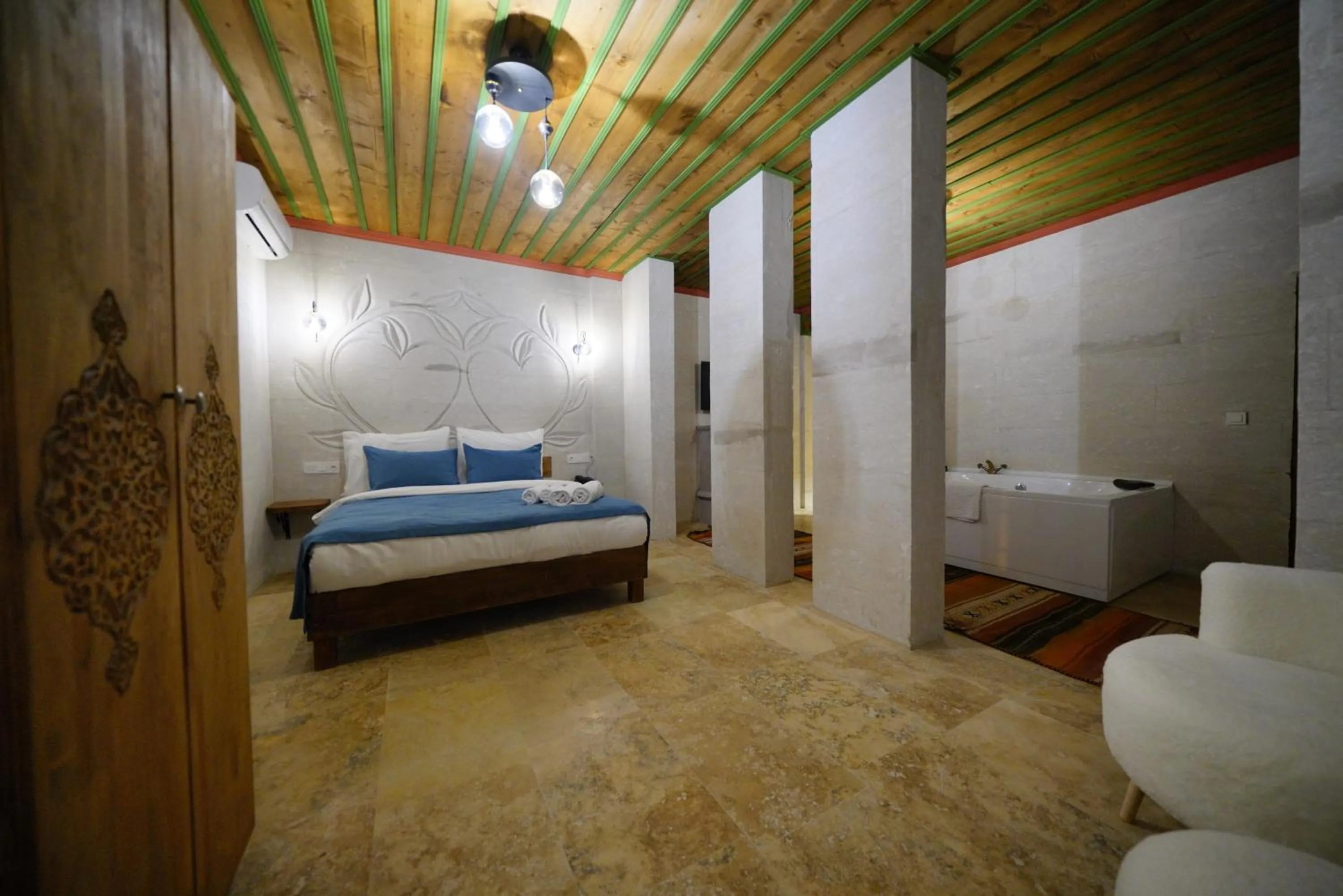 Bed in Mayda Cappadocia