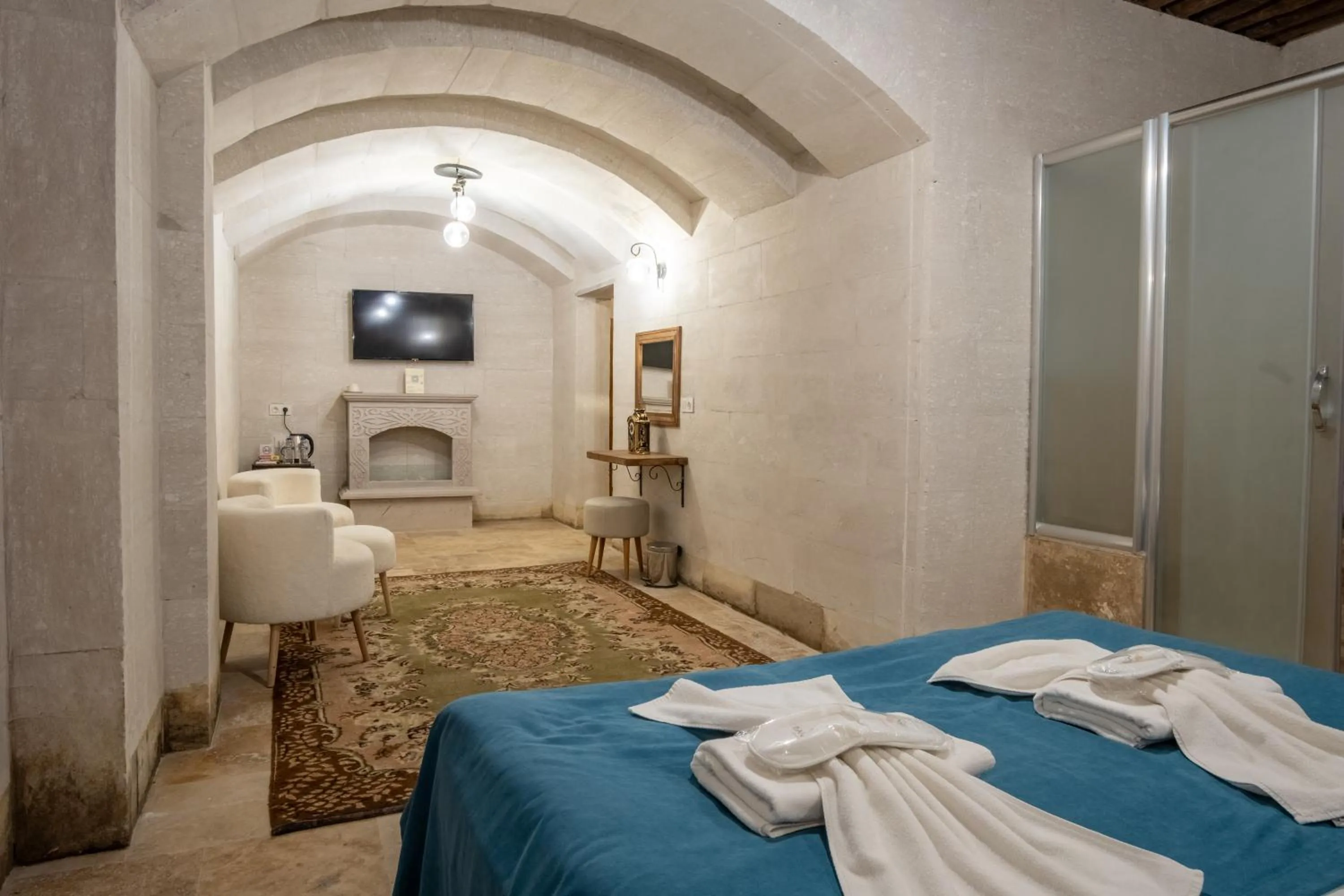 Bed in Mayda Cappadocia