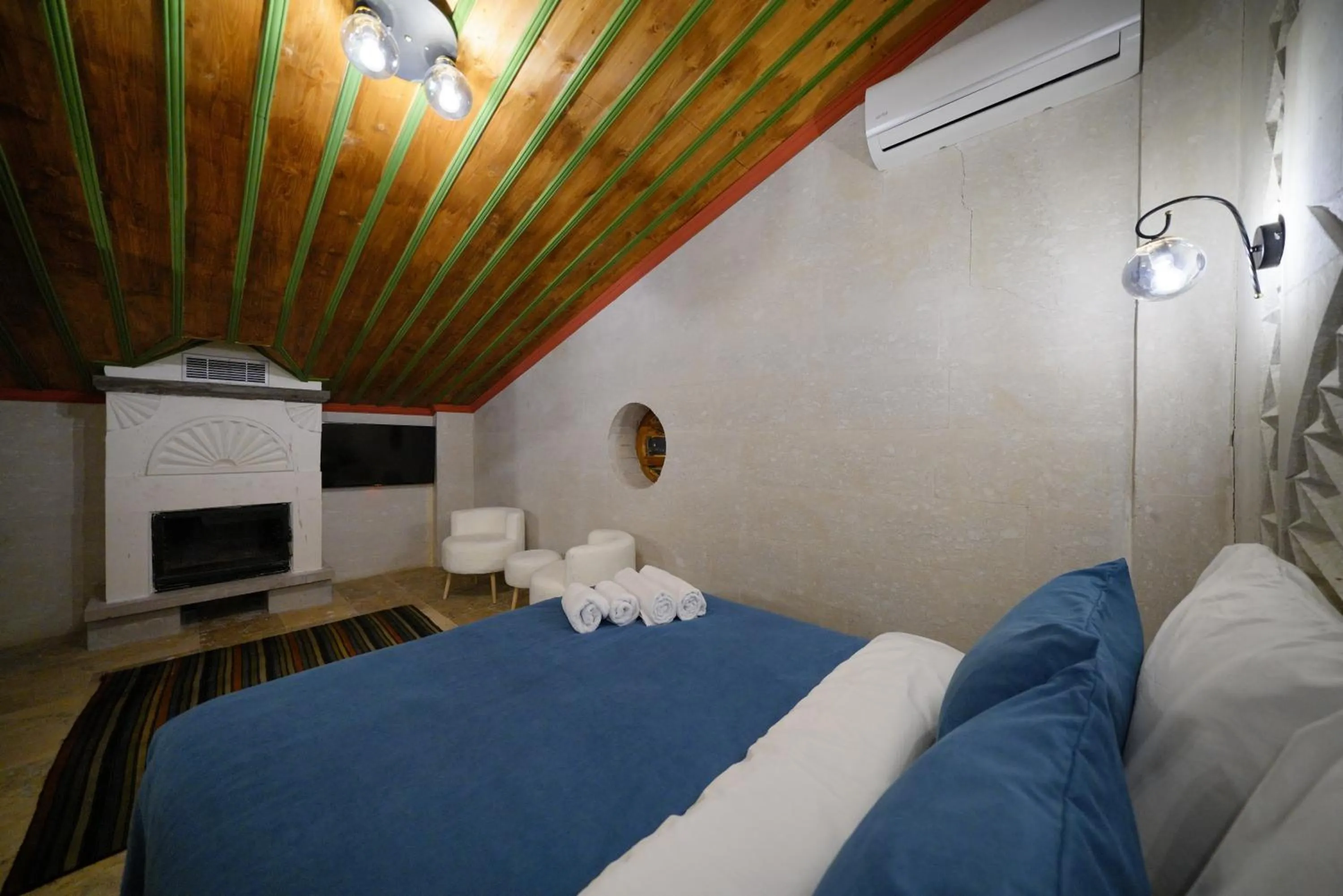 Bed in Mayda Cappadocia