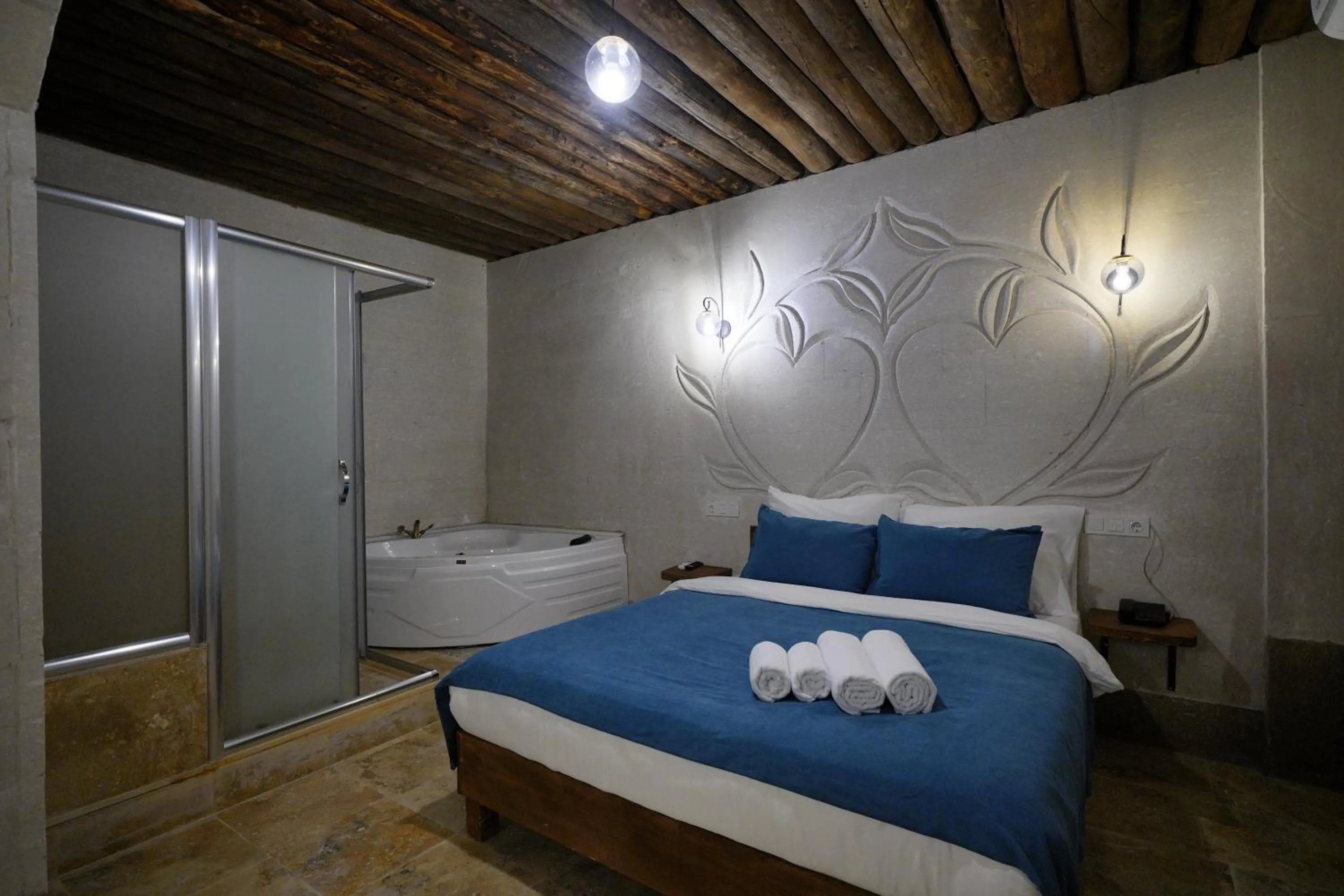 Bed in Mayda Cappadocia