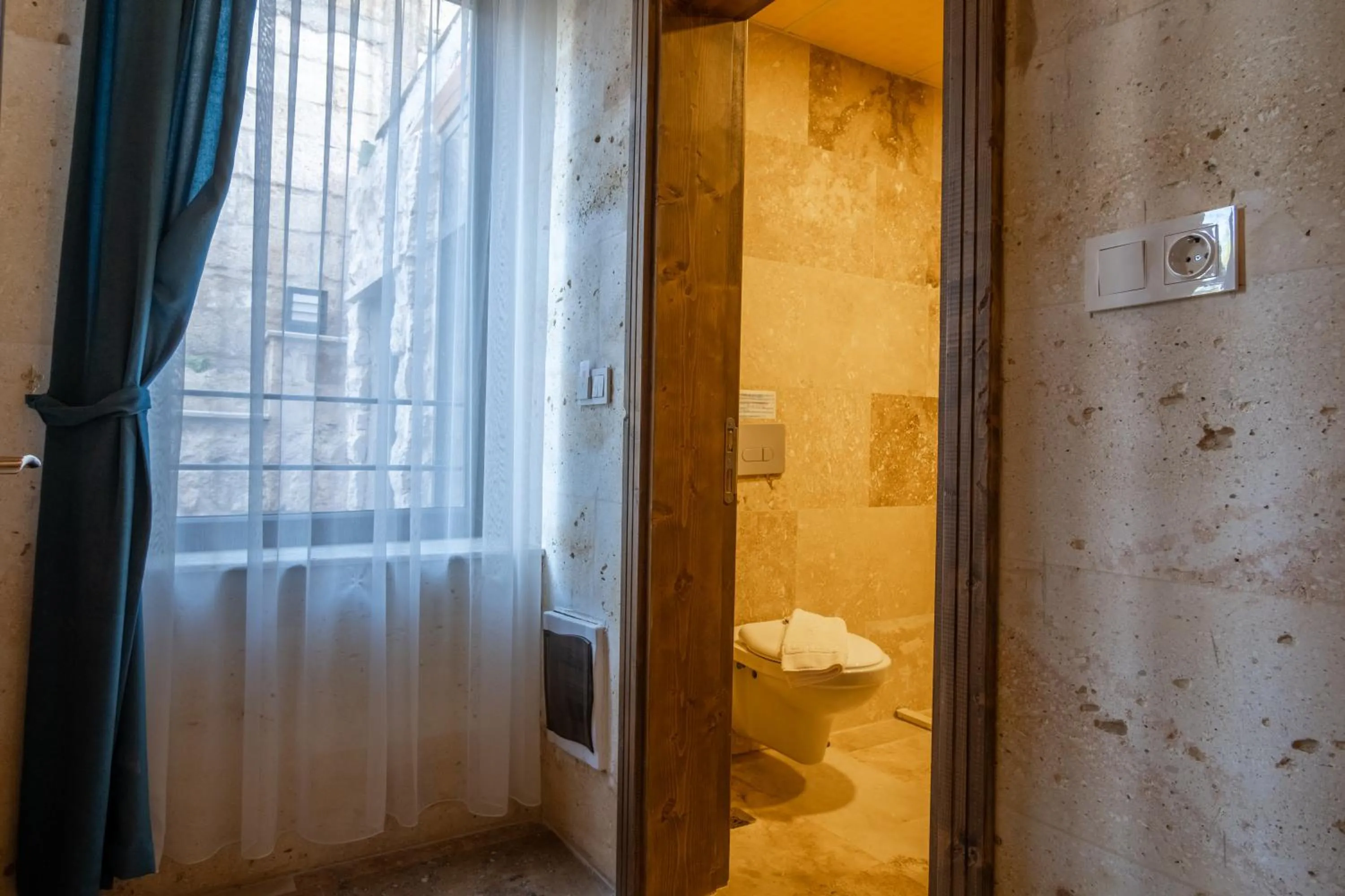 Shower in Mayda Cappadocia