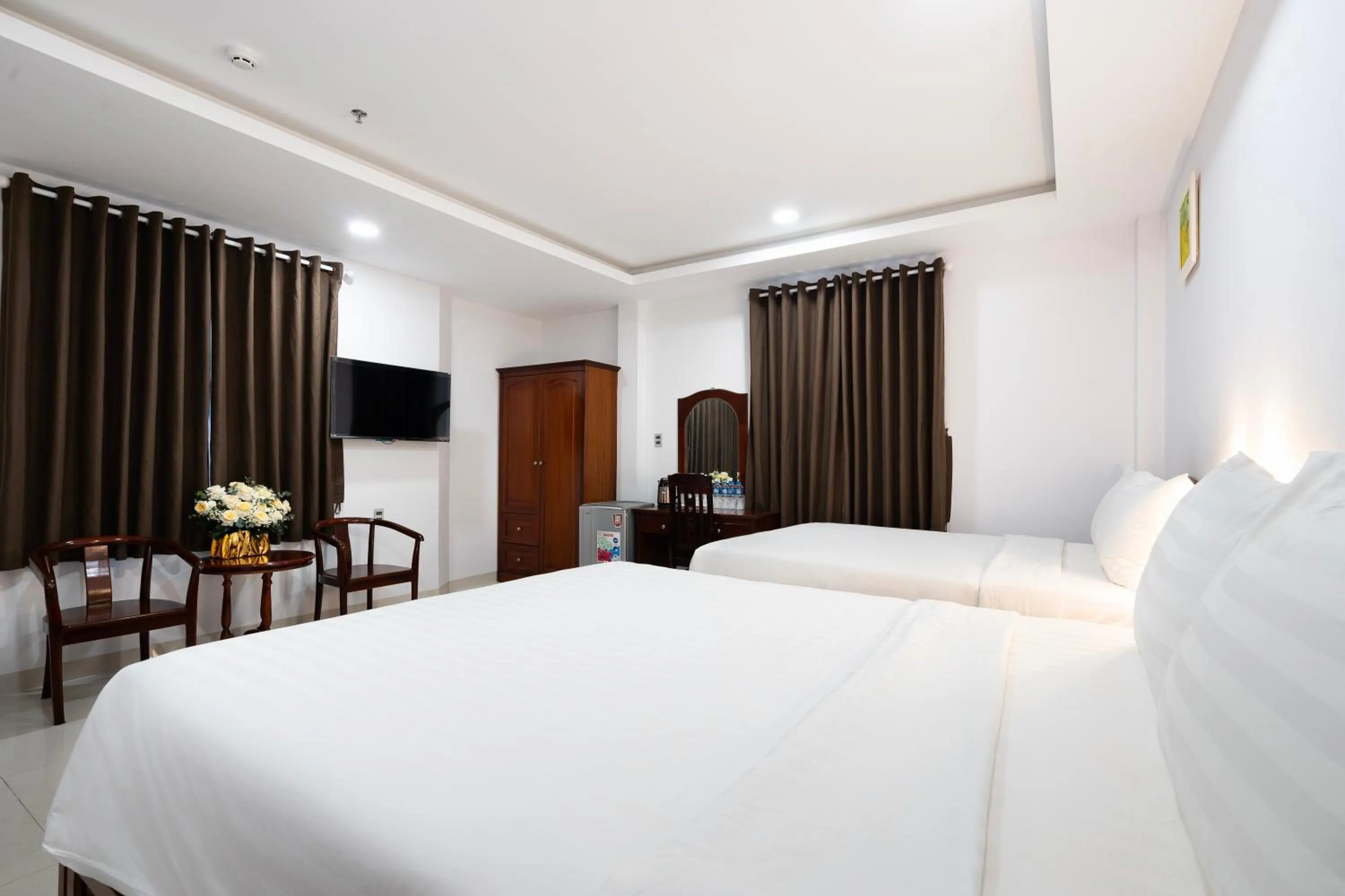 Bed in Hoang Luxury Hotel Dist 1 Ho Chi Minh
