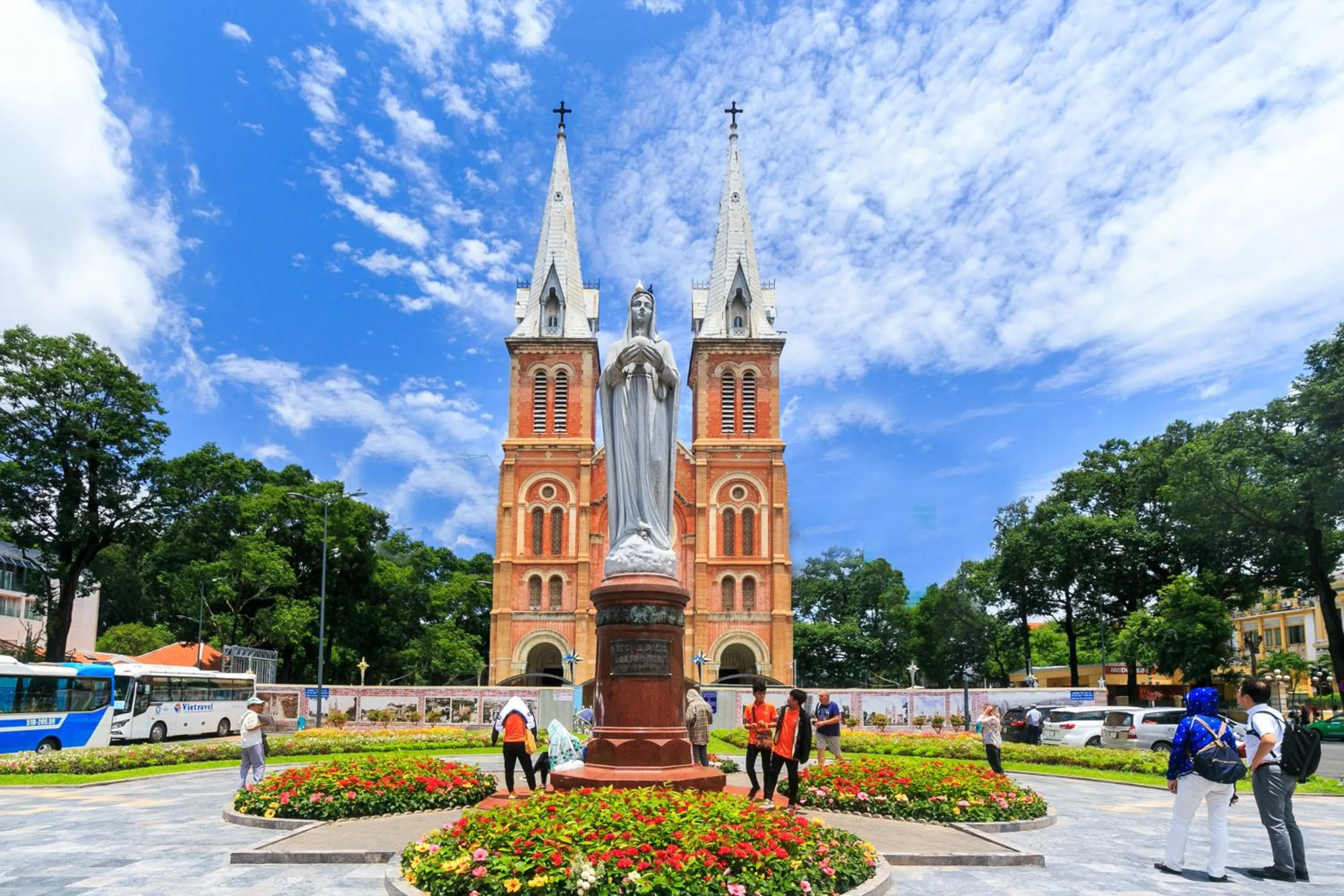 Nearby landmark in Hoang Luxury Hotel Dist 1 Ho Chi Minh