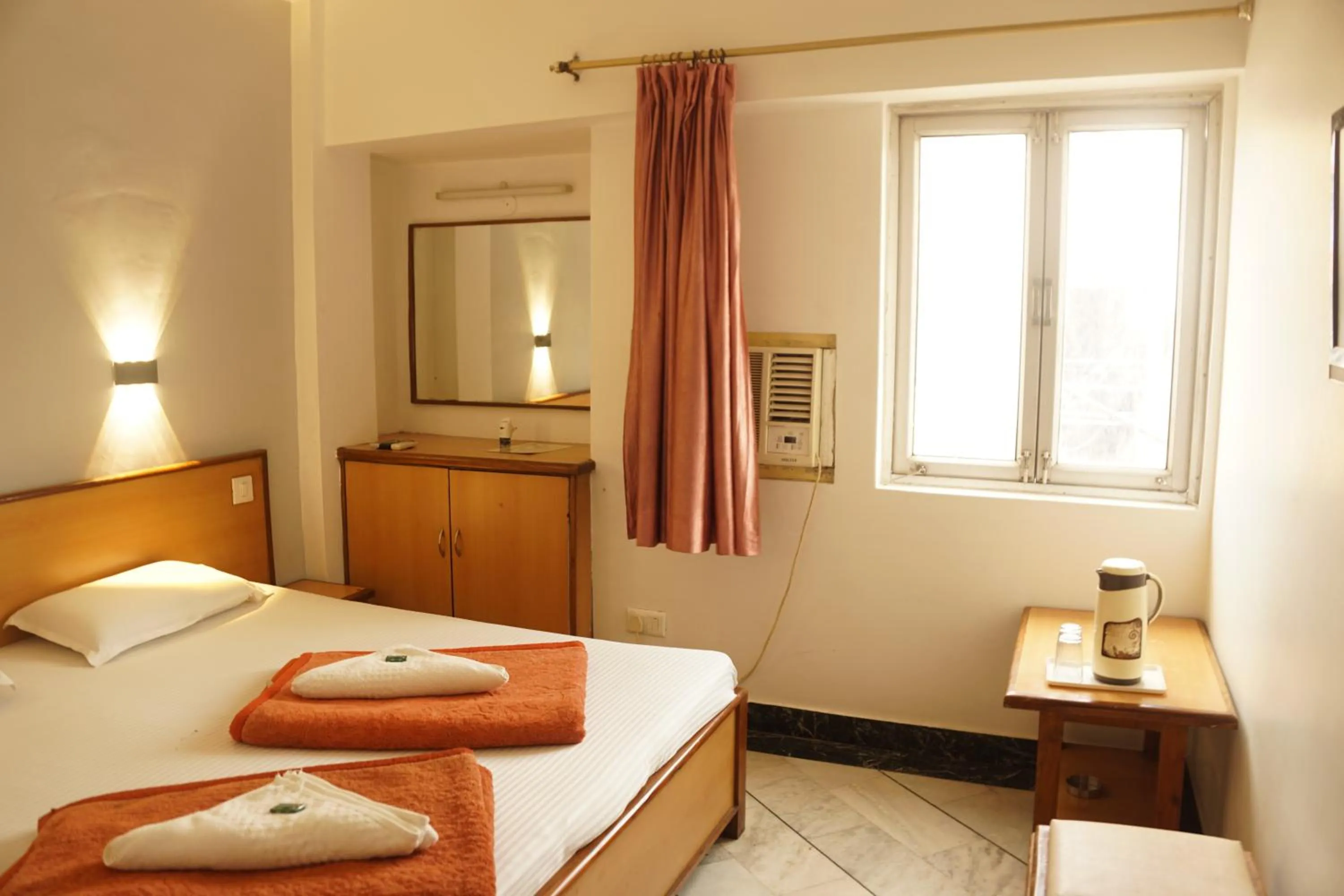 Bed in Subhash Hotel