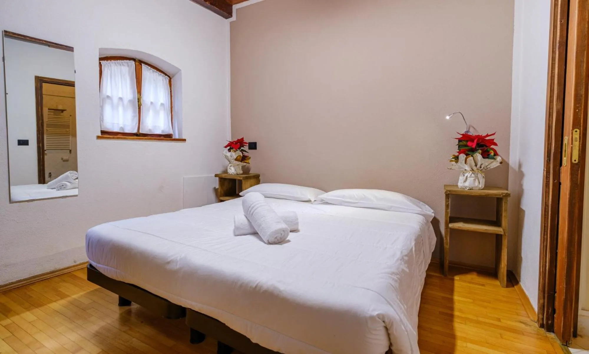 Bed in Chalet Le Alpi - Azzurro Club