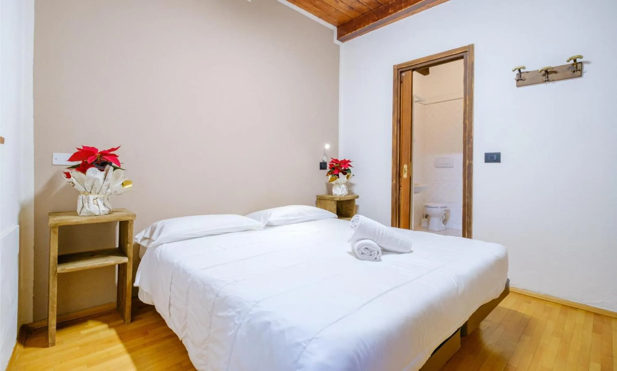 Bed in Chalet Le Alpi - Azzurro Club