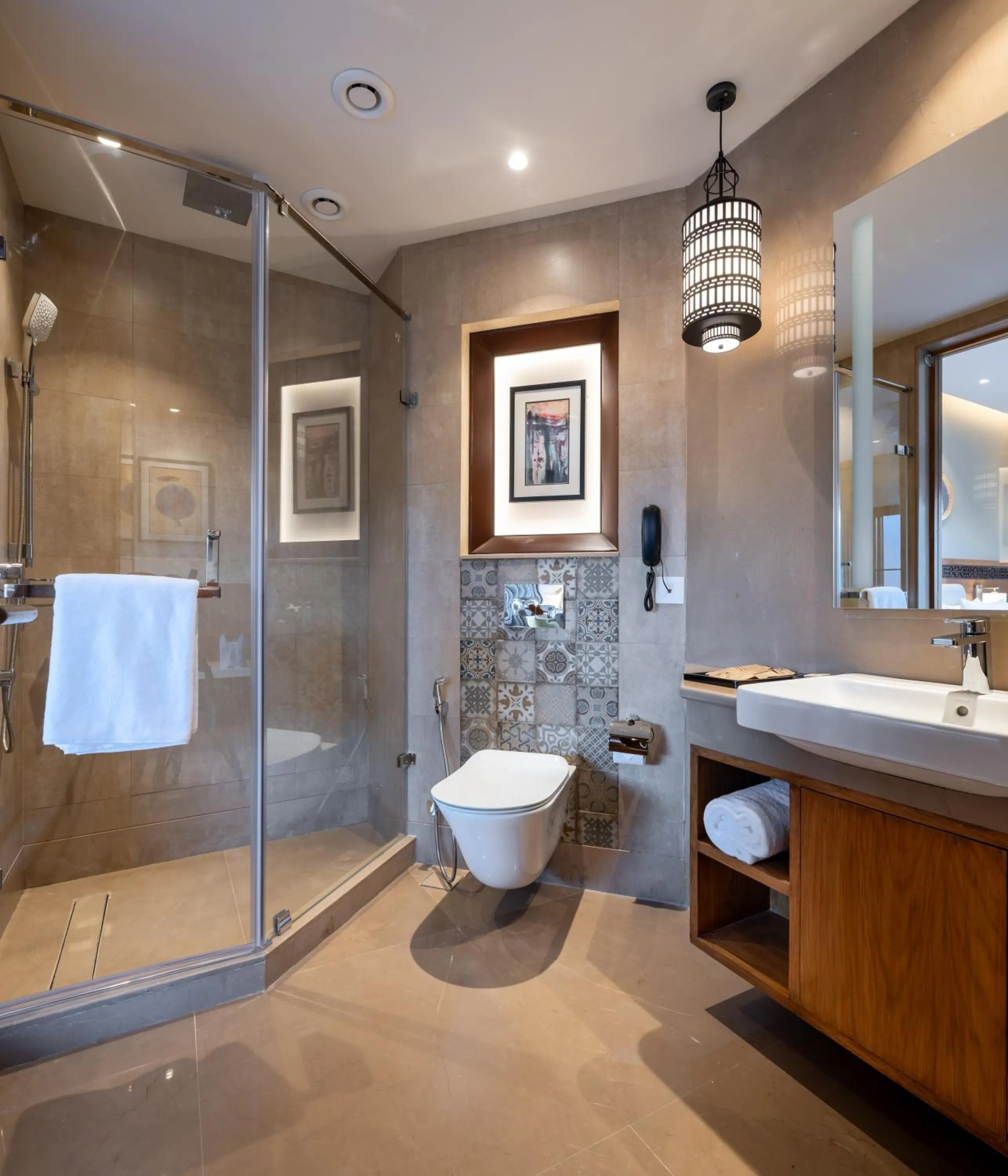 Bathroom in Charmwood Hotel