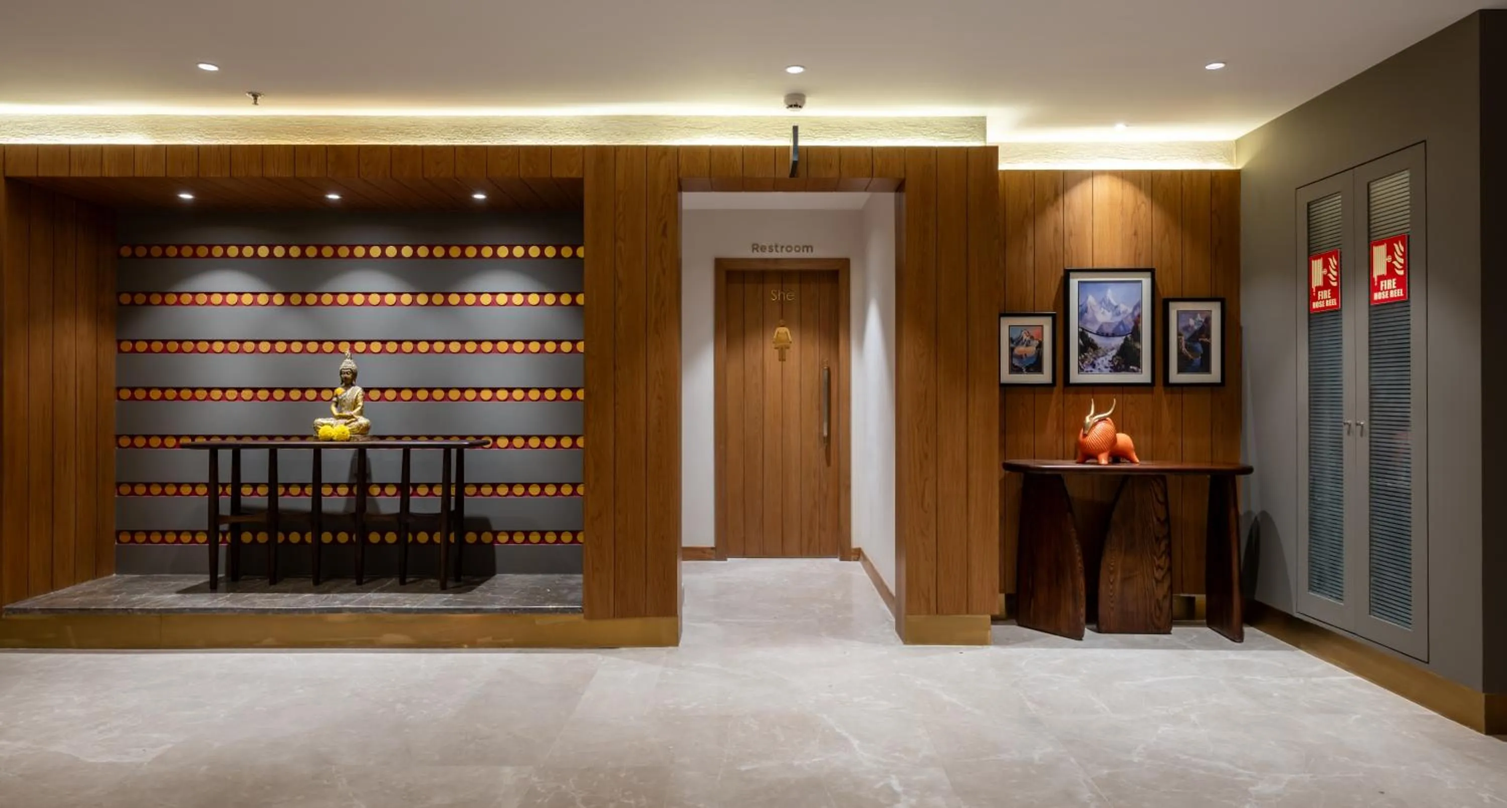 Lobby or reception in Charmwood Hotel