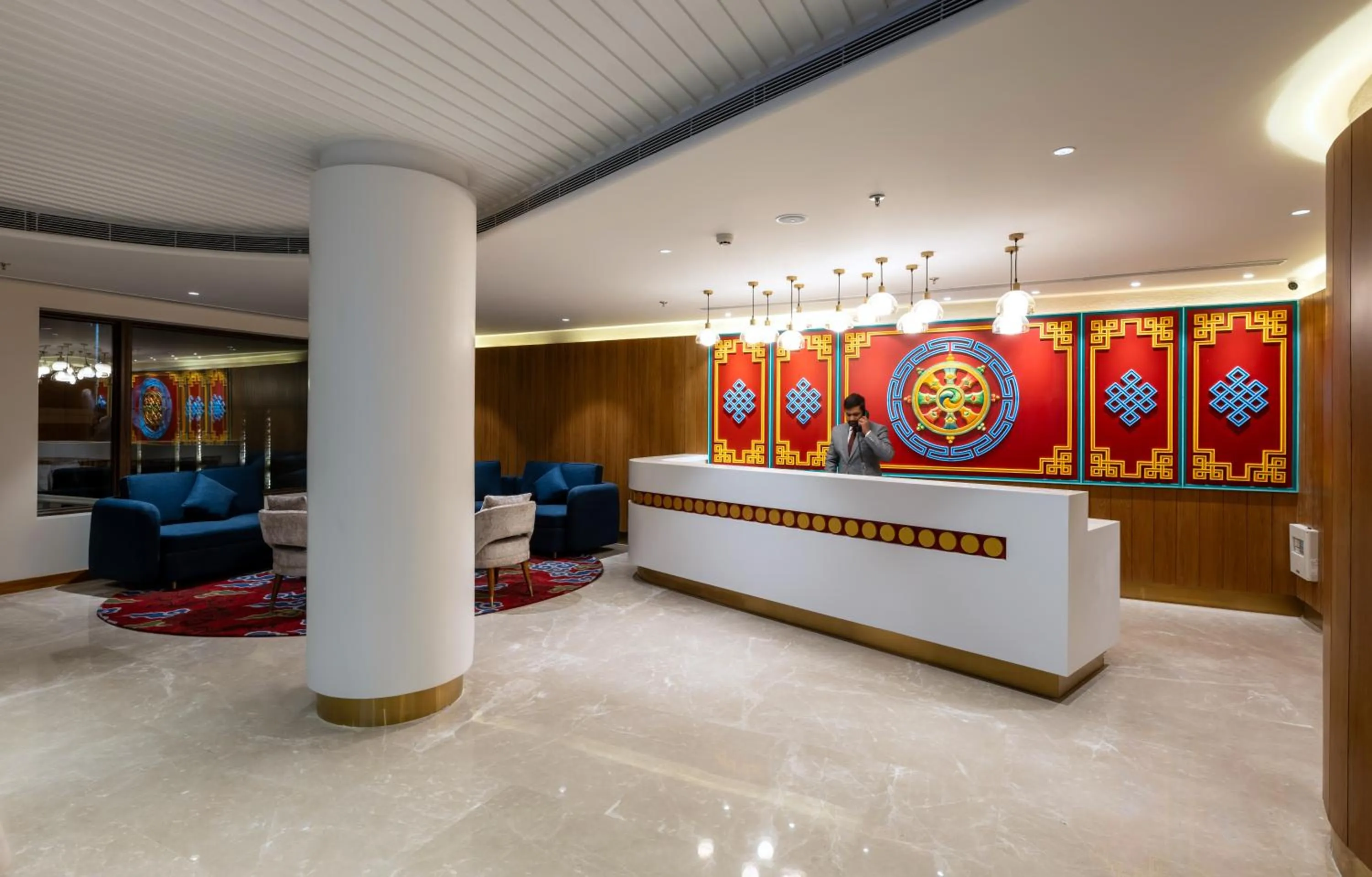 Lobby or reception in Charmwood Hotel