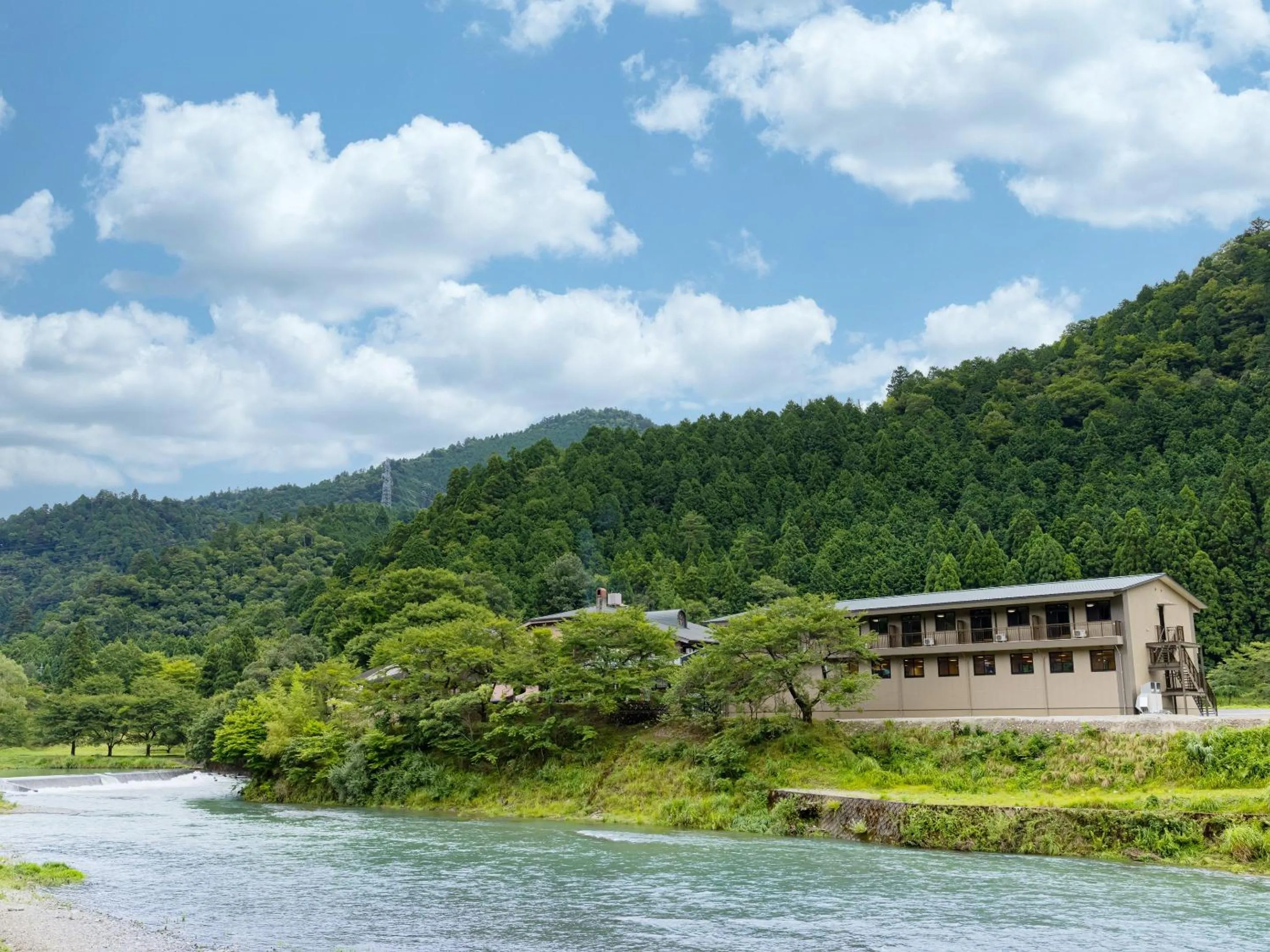 Property building in Miyama Nature and Culture Village Kajikaso