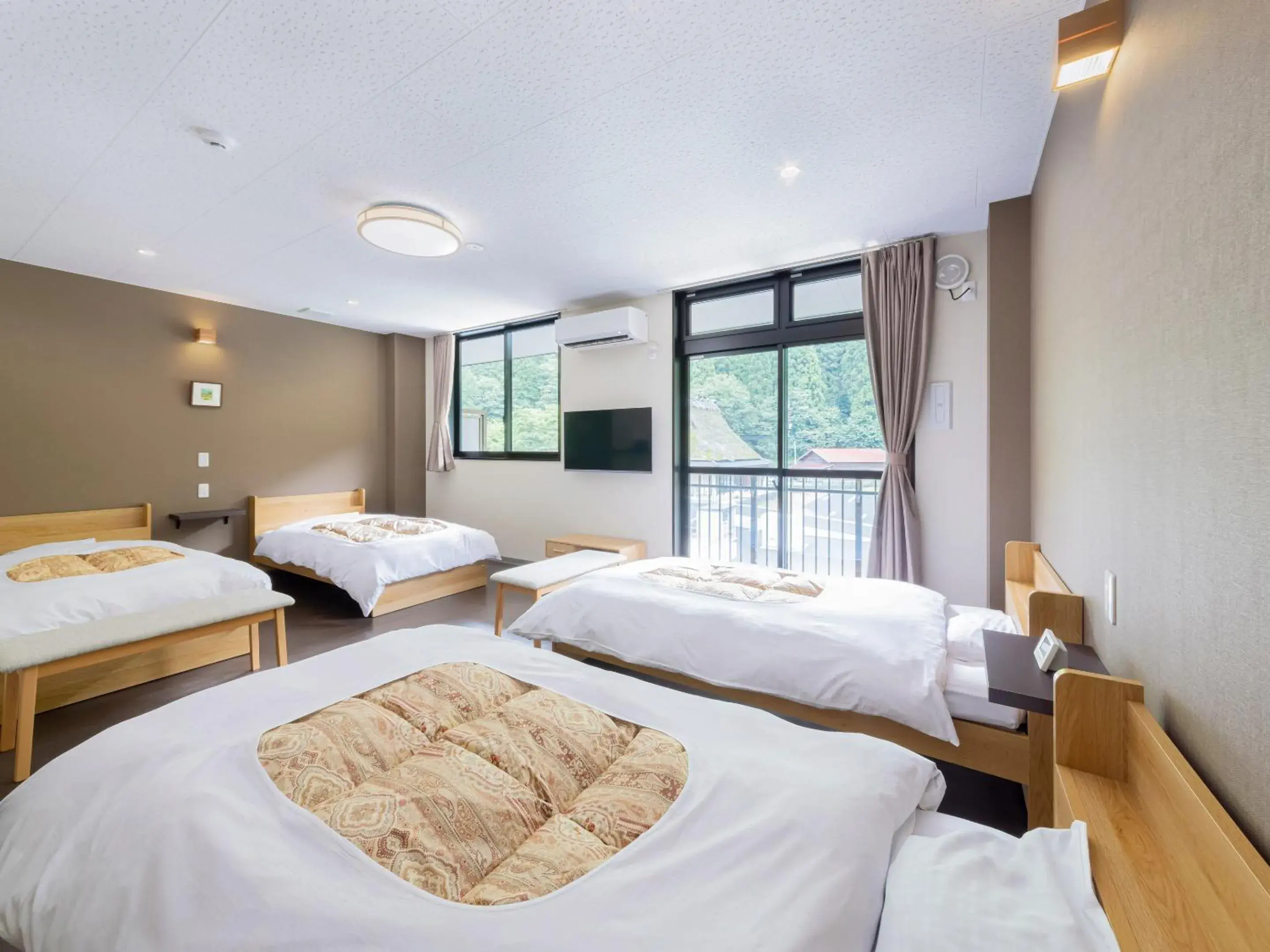 Quadruple Room with Shower - single occupancy in Miyama Nature and Culture Village Kajikaso Quadruple Room with Shower - single occupancy in Miyama Nature and Culture Village Kajikaso