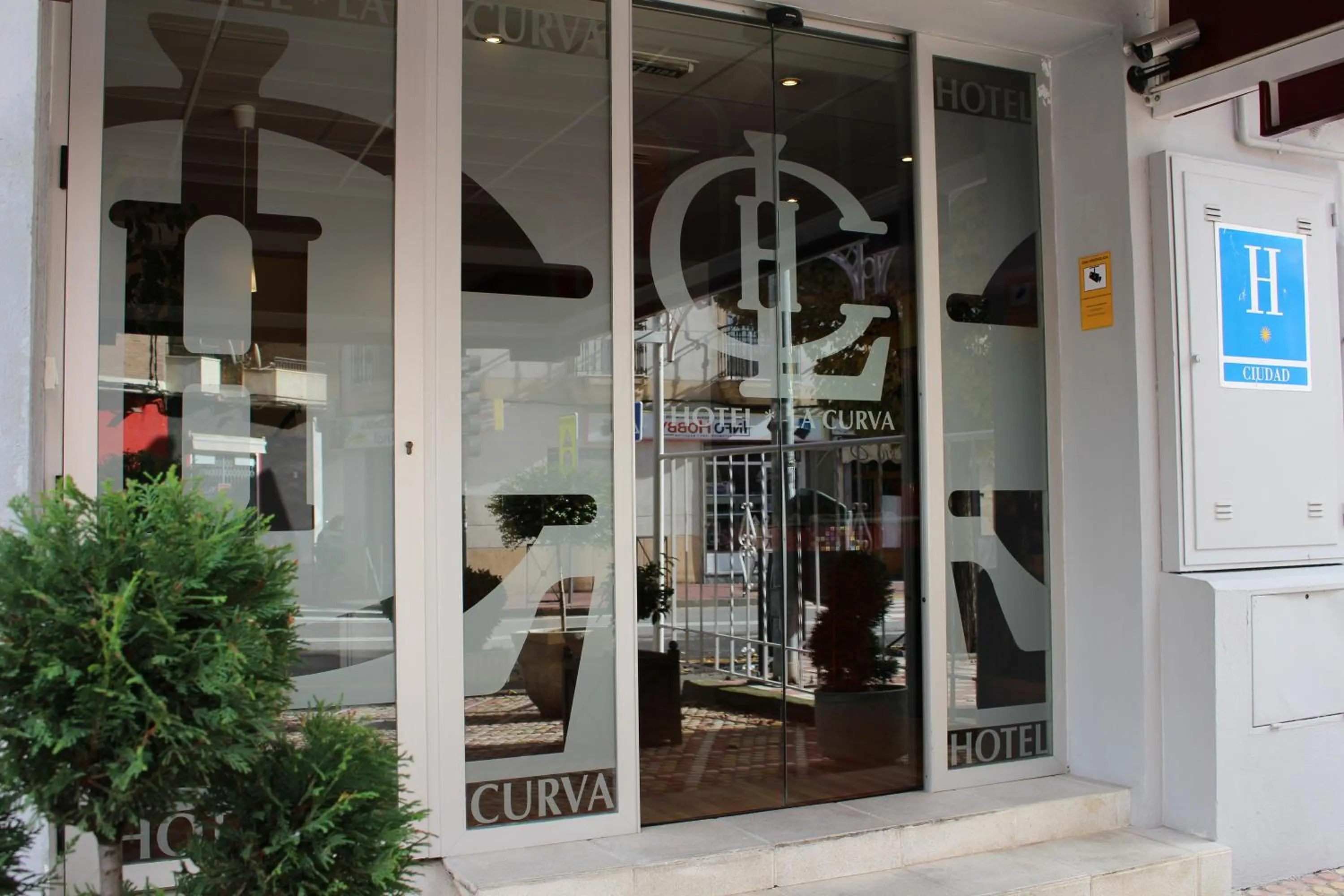 Lobby or reception in Hotel La Curva