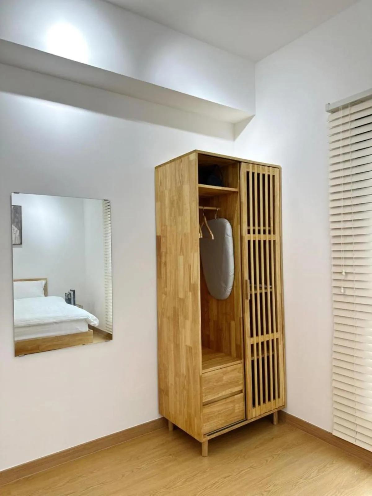 wardrobe, Bed in SplashMania Gamuda Cove