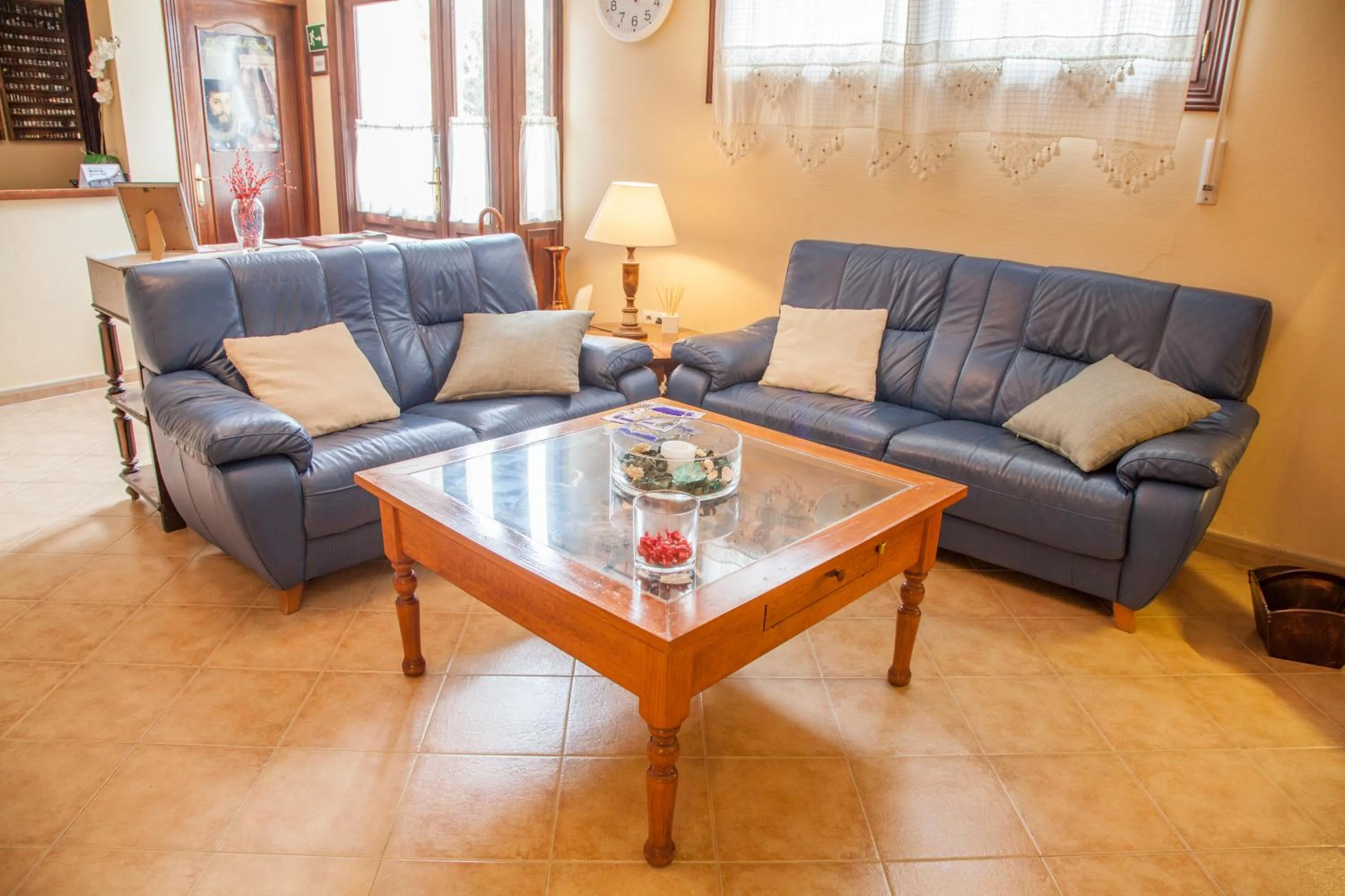 Lobby or reception in Hotel Mayno