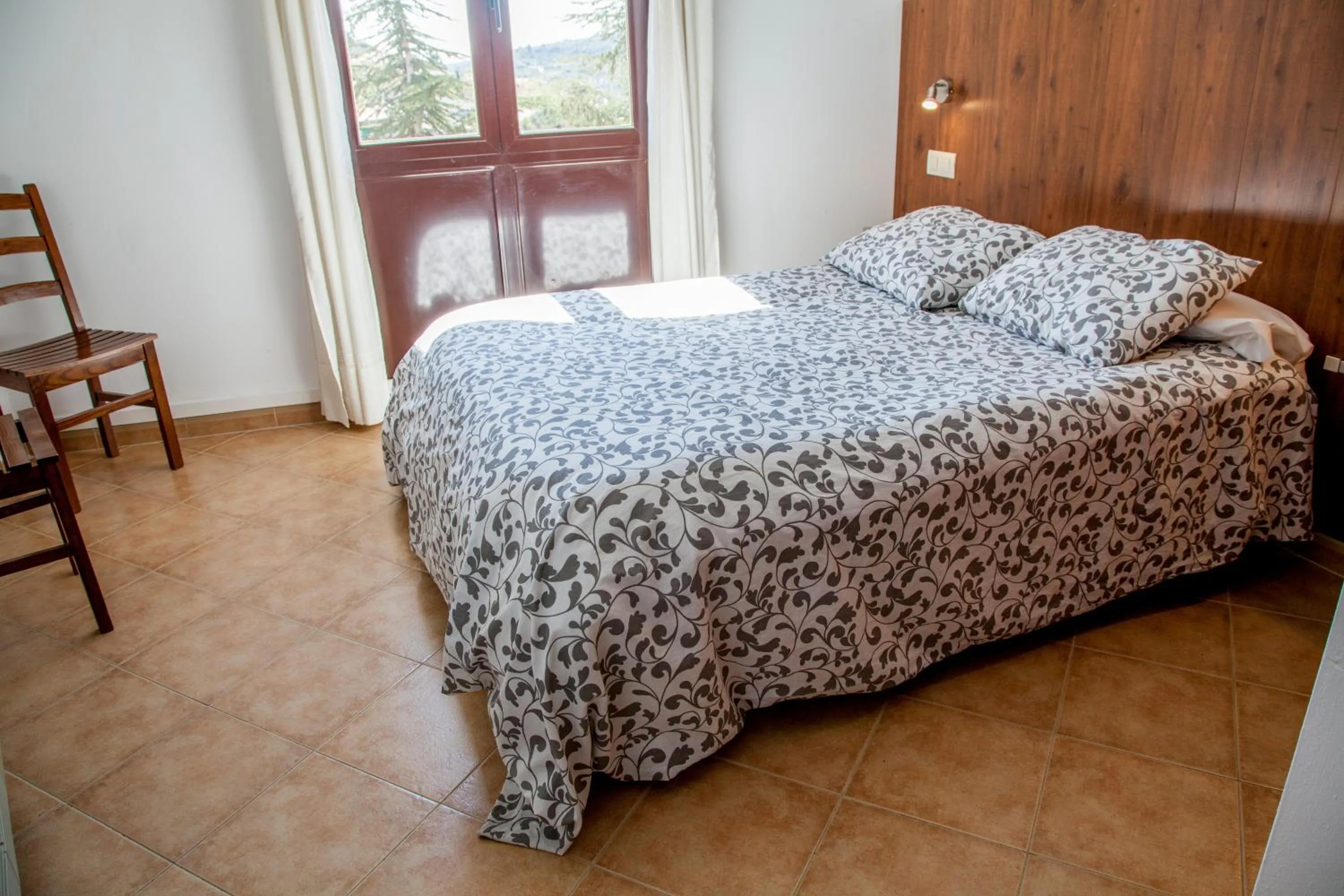 Bedroom, Bed in Hotel Mayno