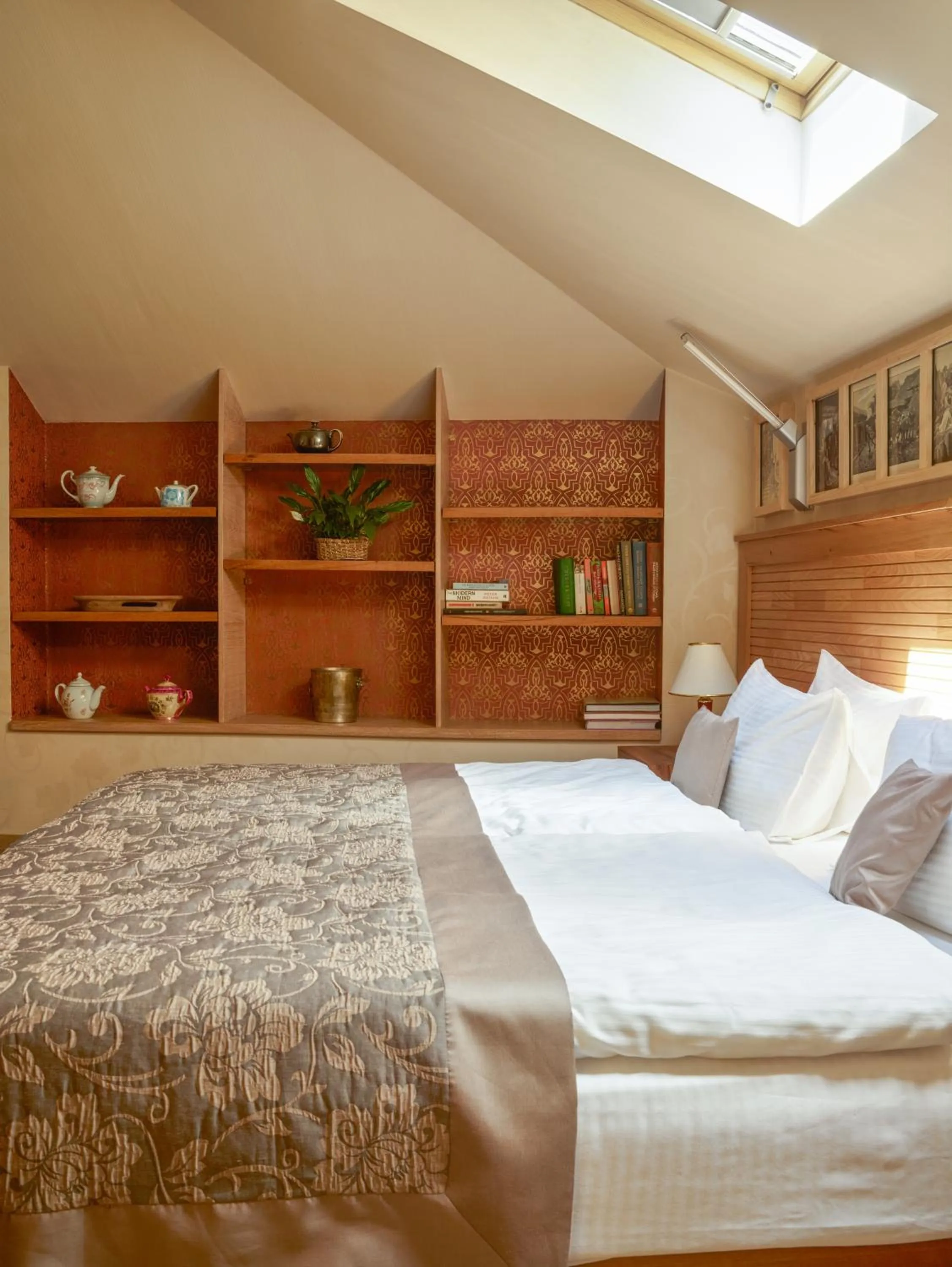 Bedroom, Bed in Vinotel Boutique Hotel