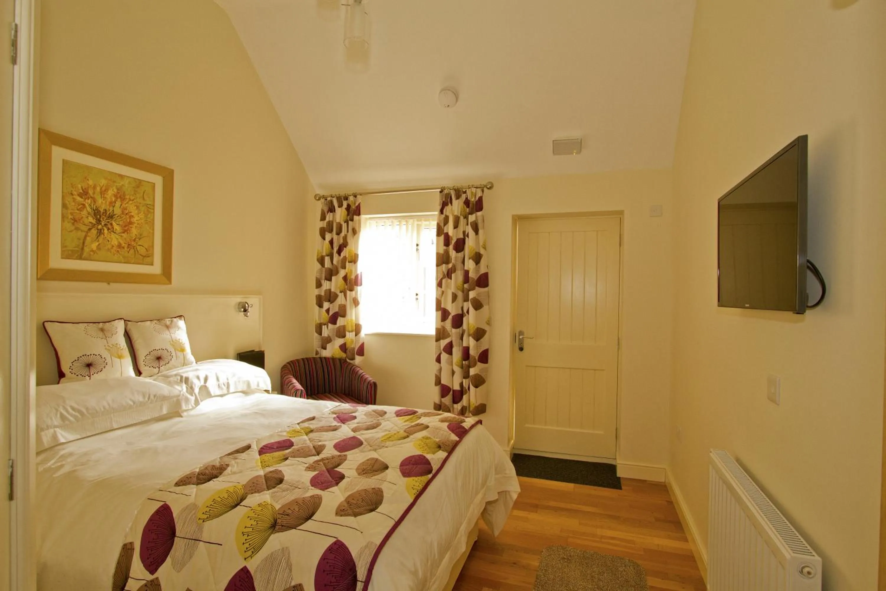 Bedroom in Meals Farm - Courtyard Room