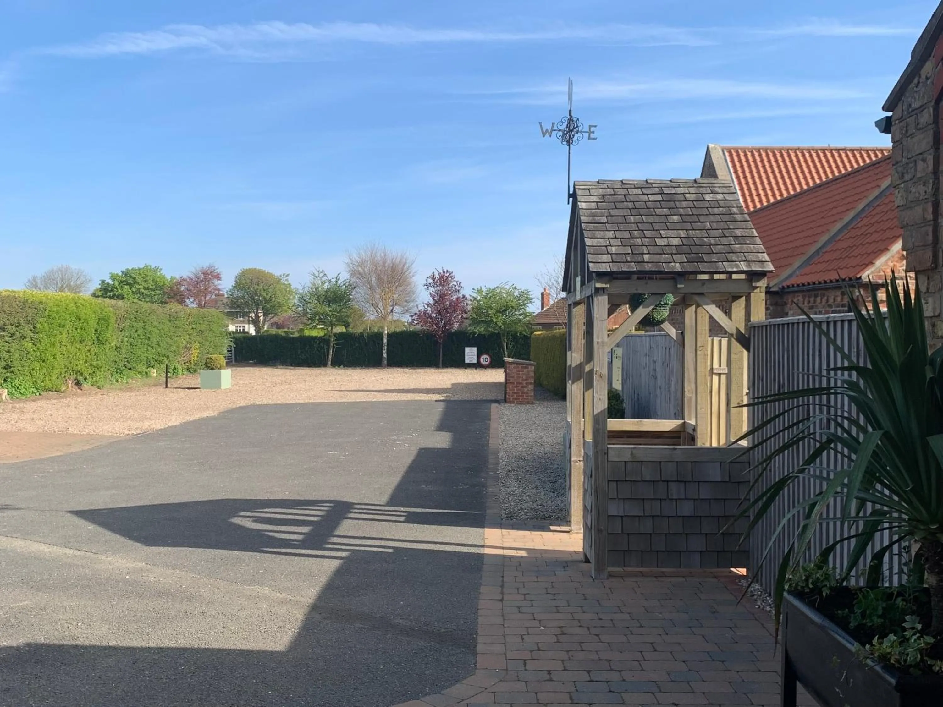 Parking in Meals Farm - Courtyard Room