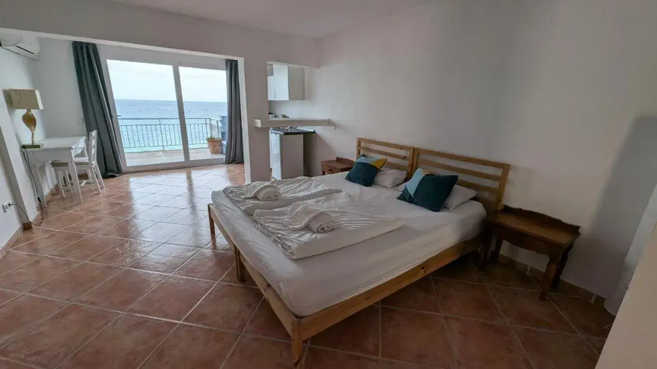 Suite with Terrace and Sea View in Amena Mar Hotel Suite with Terrace and Sea View in Amena Mar Hotel