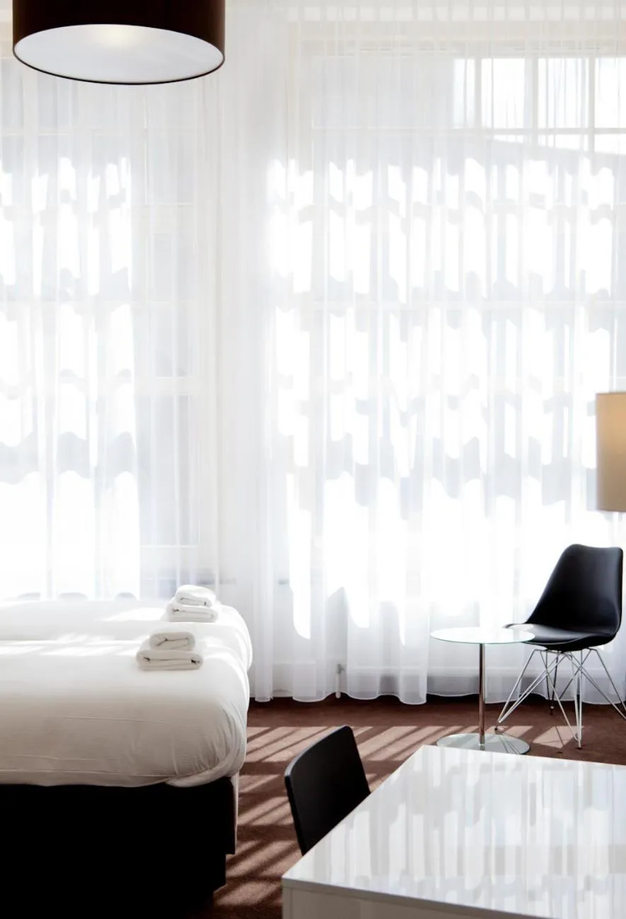 Bed in College Hotel Alkmaar