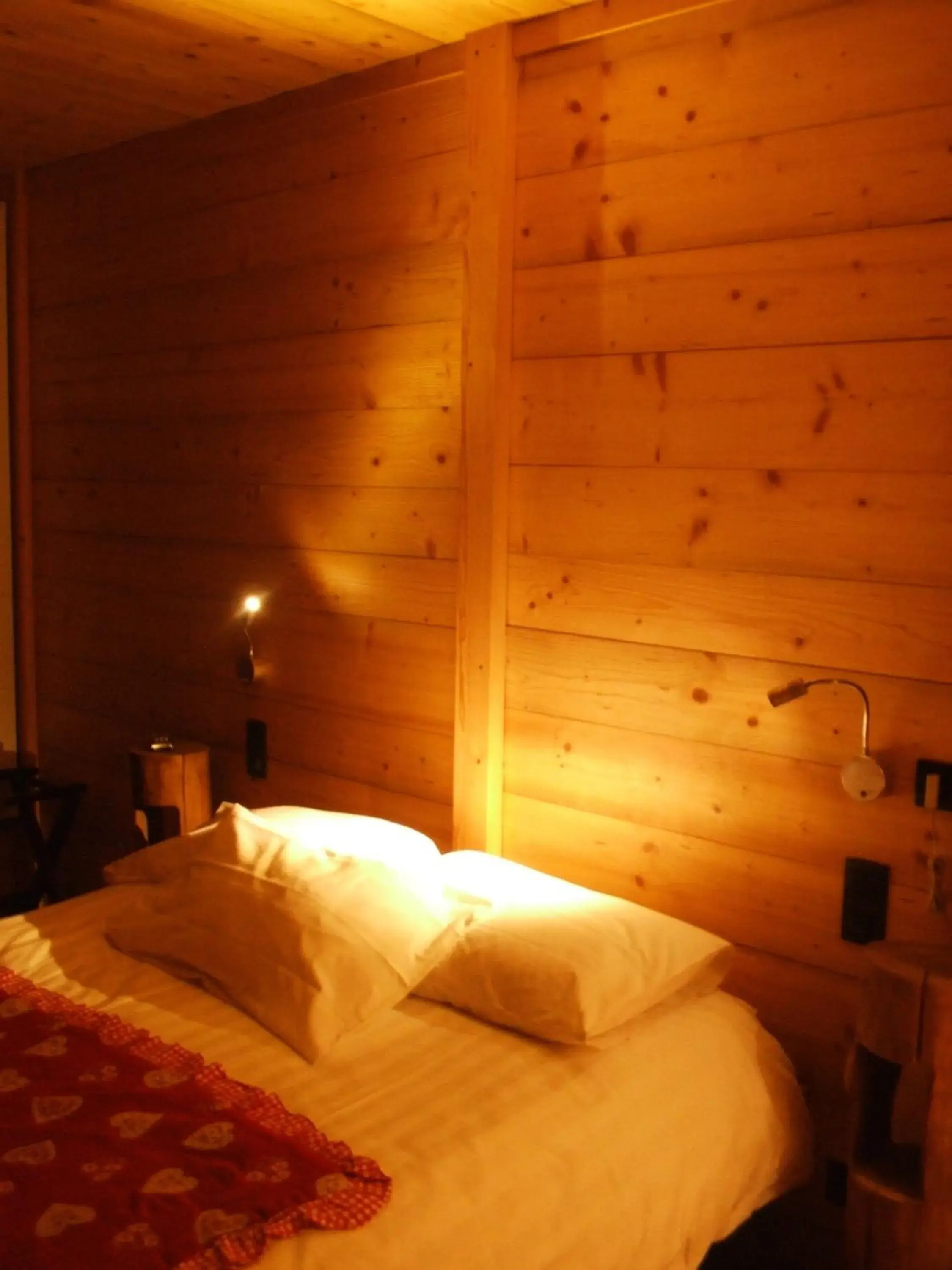 Photo of the whole room, Bed in Accueil Savoyard Photo of the whole room, Bed in Accueil Savoyard