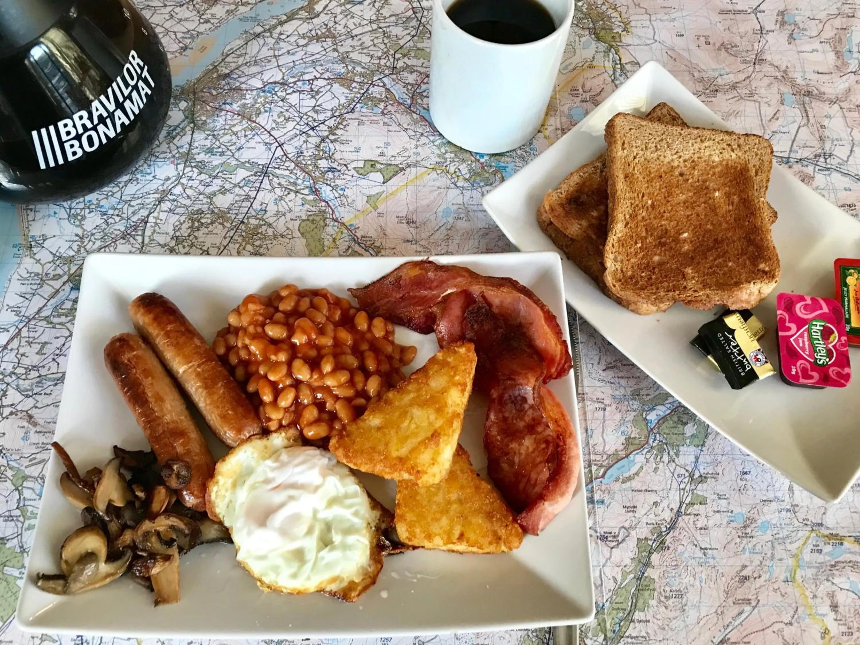 Breakfast in The Vagabond Bunkhouse