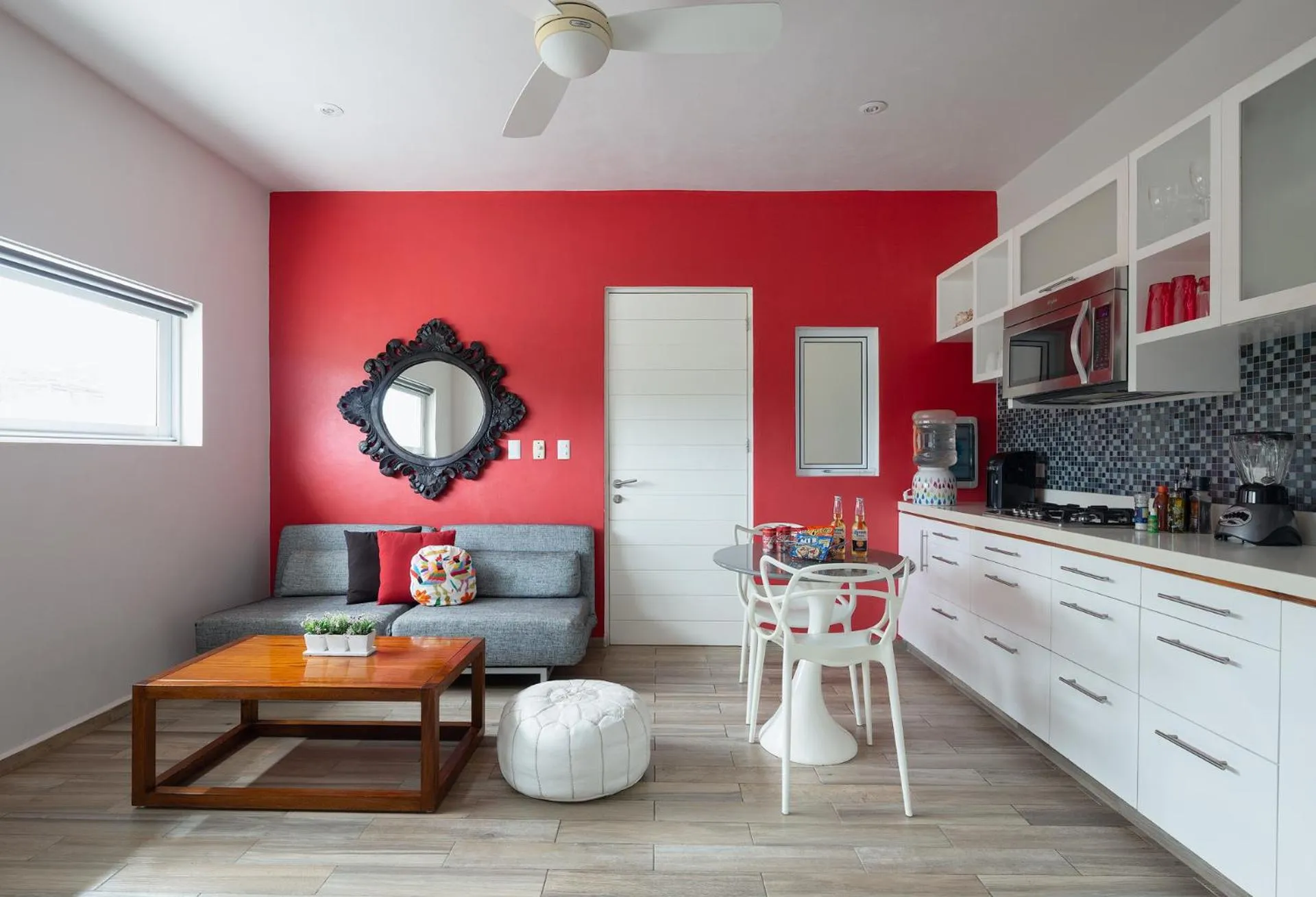 Coffee/tea facilities in Azura Boutique Hotel