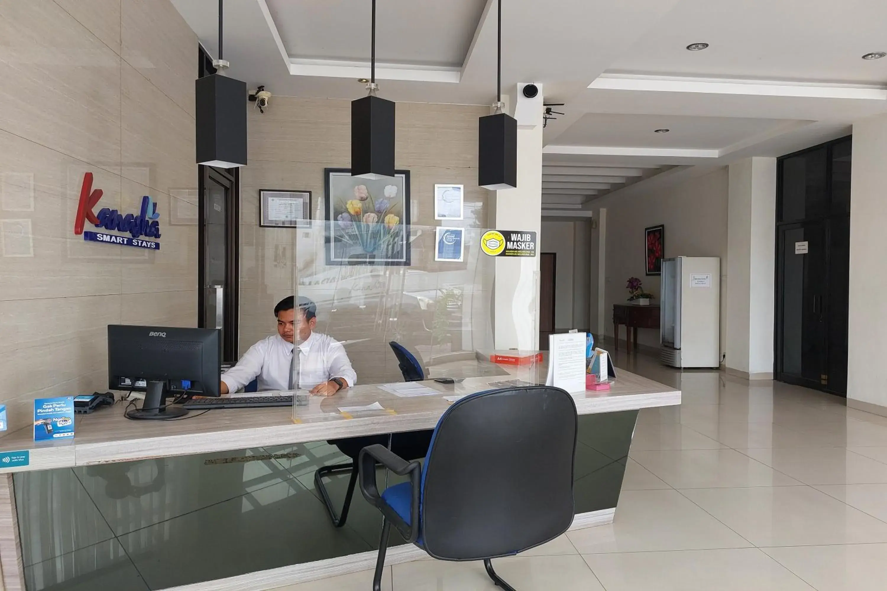 Lobby or reception in Kanasha Islami Lobby or reception in Kanasha Islami