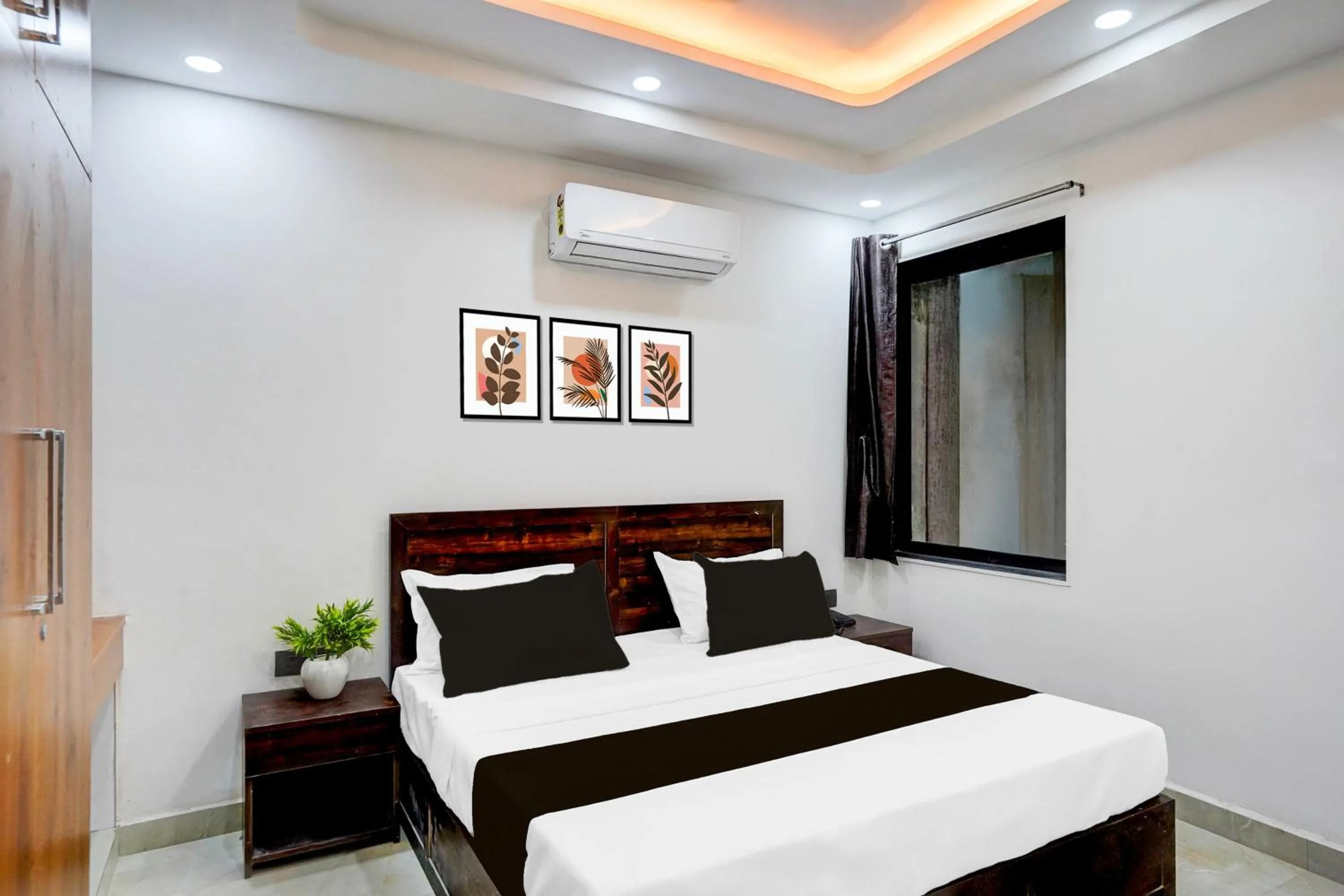 Super Townhouse Sector 143B Noida