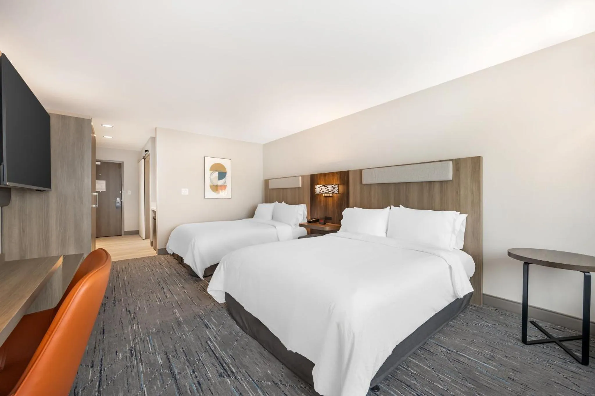 Photo of the whole room, Bed in Holiday Inn Express & Suites Nashville West End - Univ Area by IHG