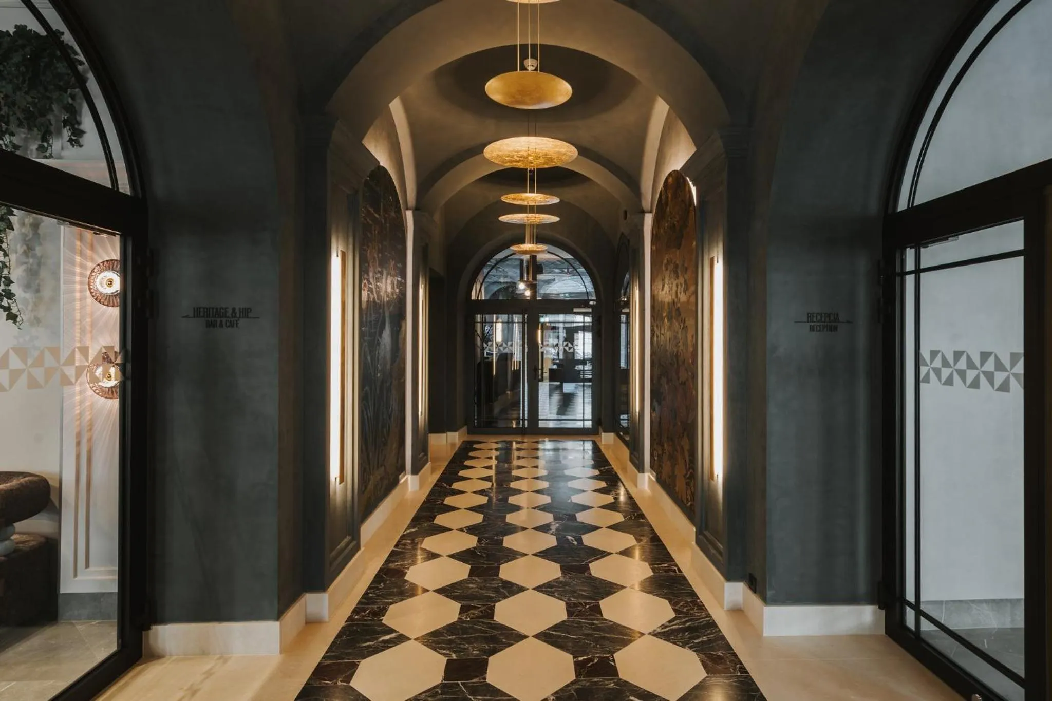 Lobby or reception in Hotel Indigo Krakow - Wawel Castle by IHG