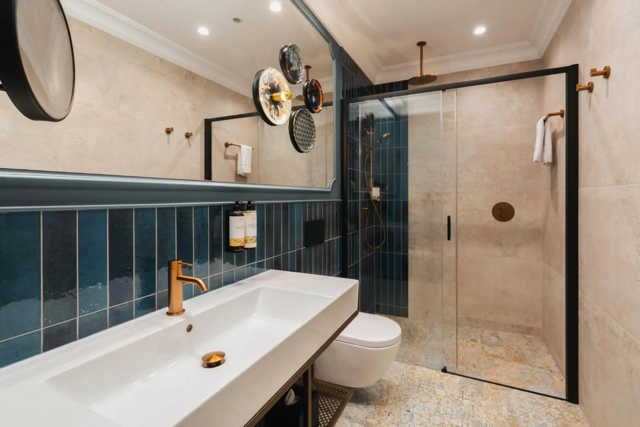 Photo of the whole room in Hotel Indigo Krakow - Wawel Castle by IHG