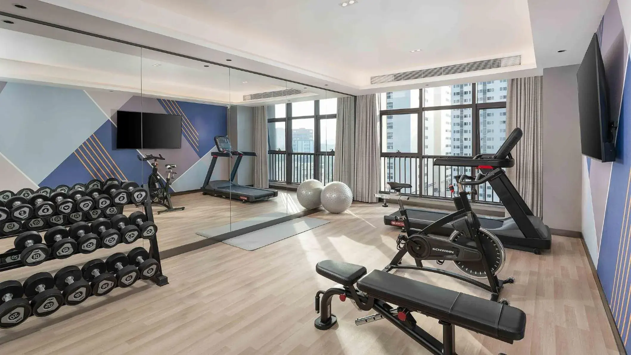 Fitness centre/facilities in Holiday Inn Express Foshan Shunde Lecong by IHG Fitness centre/facilities in Holiday Inn Express Foshan Shunde Lecong by IHG