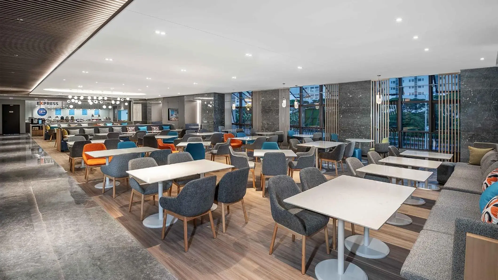 Restaurant/places to eat in Holiday Inn Express Foshan Shunde Lecong by IHG Restaurant/places to eat in Holiday Inn Express Foshan Shunde Lecong by IHG