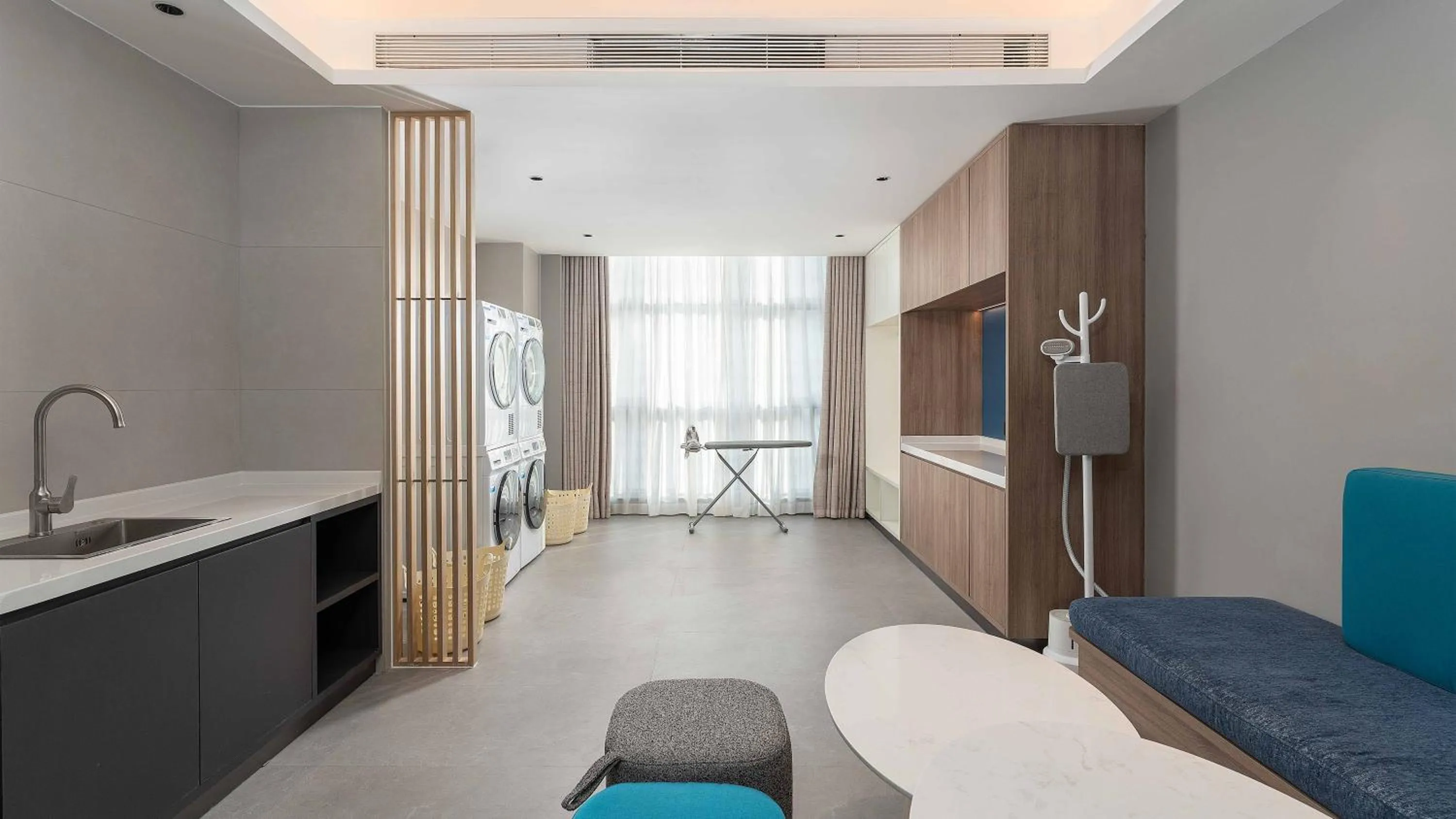 laundry in Holiday Inn Express Foshan Shunde Lecong by IHG