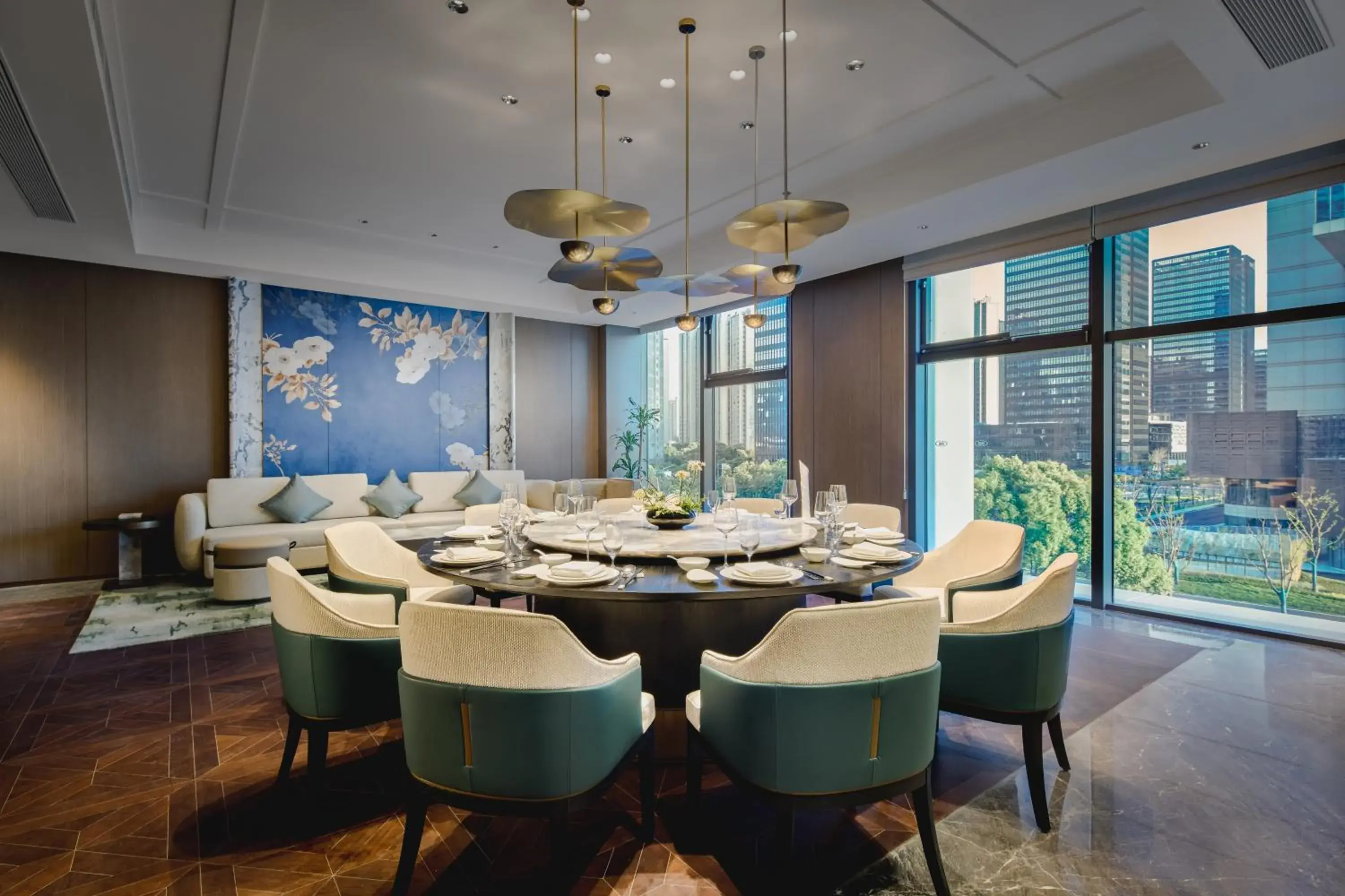 Restaurant/places to eat in Crowne Plaza Kunshan East by IHG Restaurant/places to eat in Crowne Plaza Kunshan East by IHG