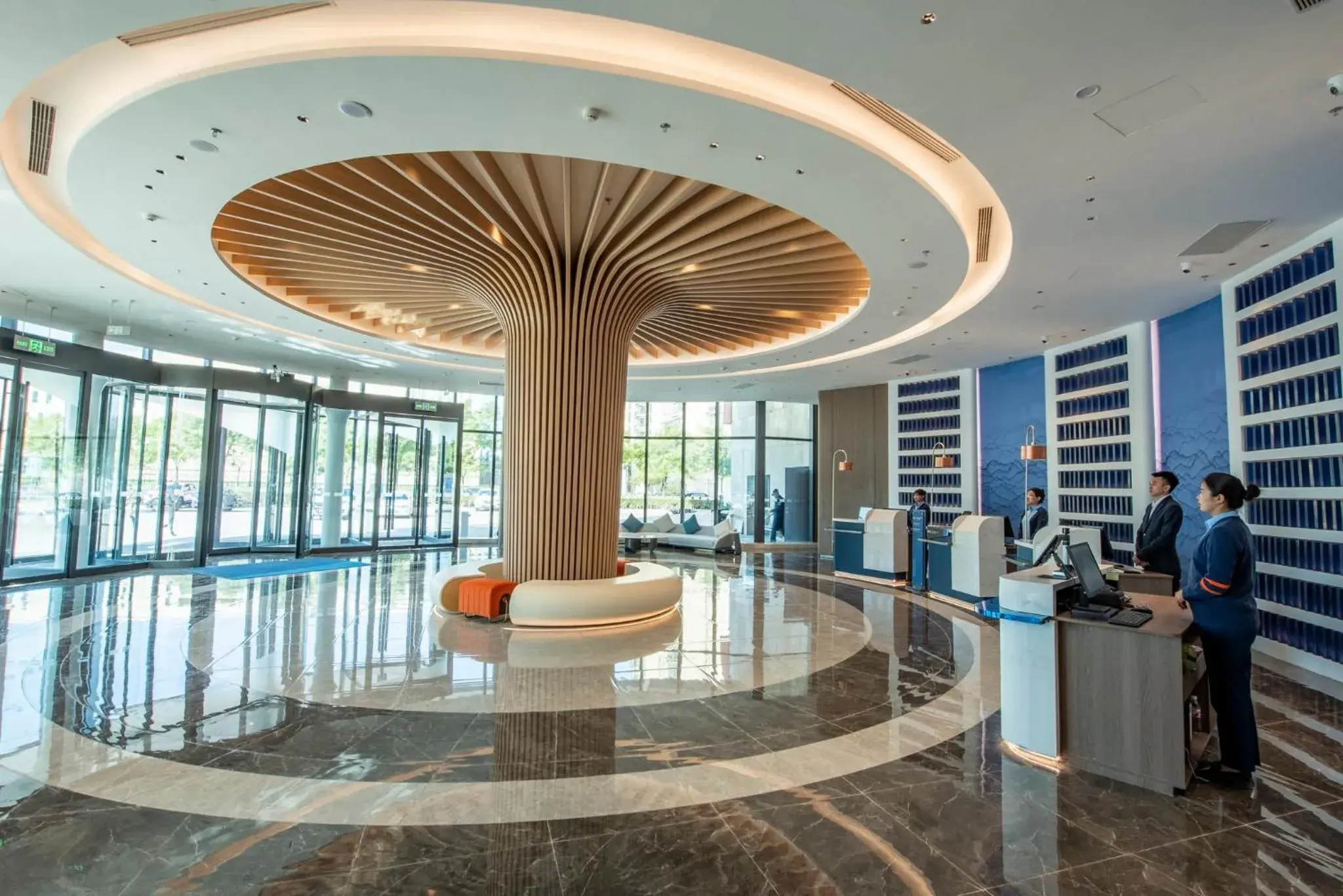 Property building in Holiday Inn Express Yinchuan Lanxi Valley Plaza by IHG Property building in Holiday Inn Express Yinchuan Lanxi Valley Plaza by IHG