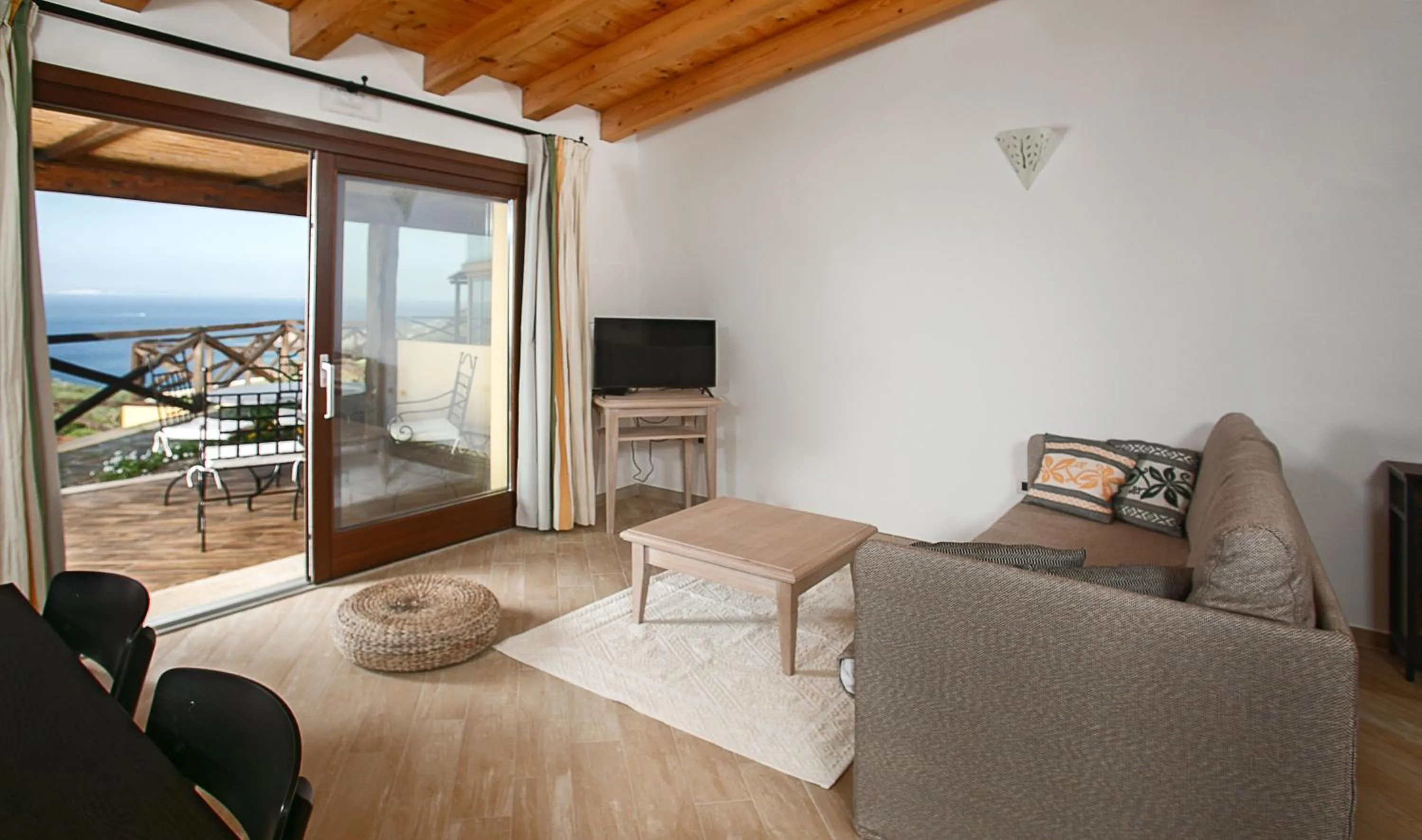 Balcony/Terrace in Borgo Arborea Charming Retreat