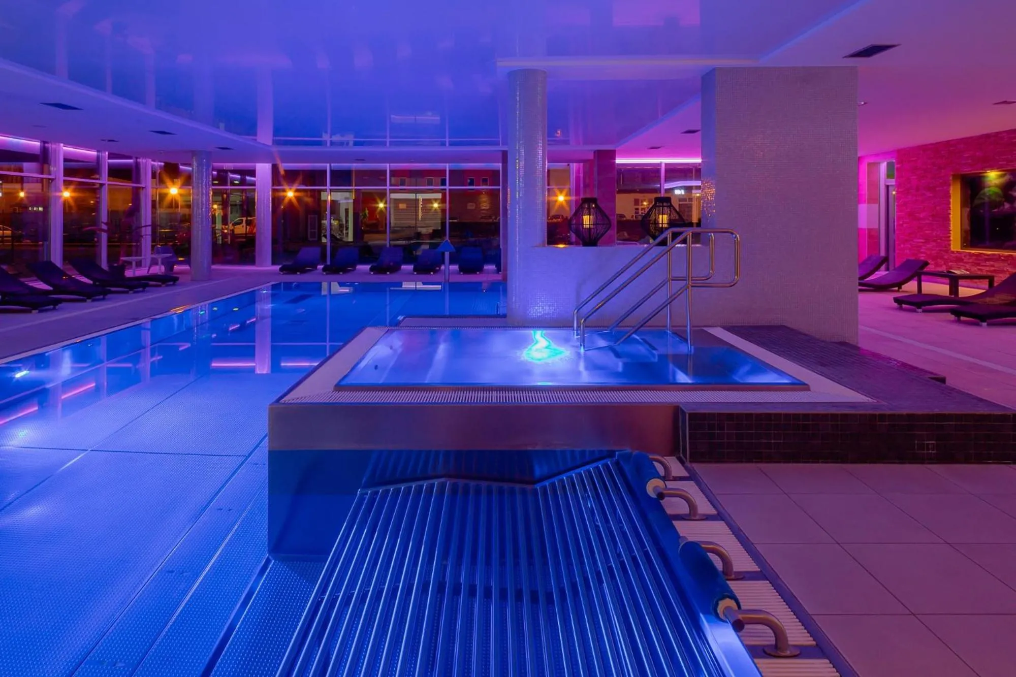 Hotel TENIS