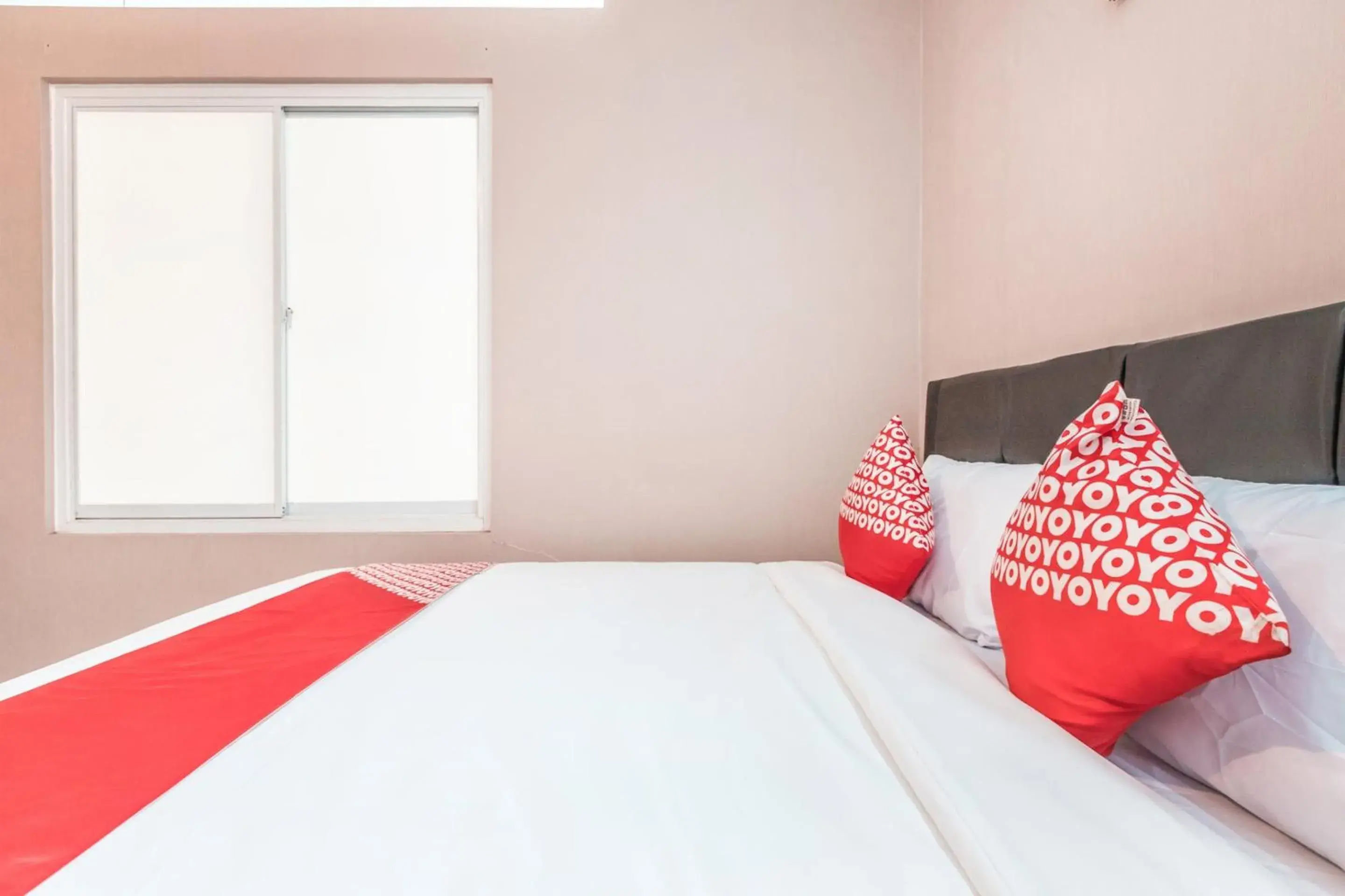 Bedroom, Bed in Hotel O J&b Room Pramuka Bedroom, Bed in Hotel O J&b Room Pramuka