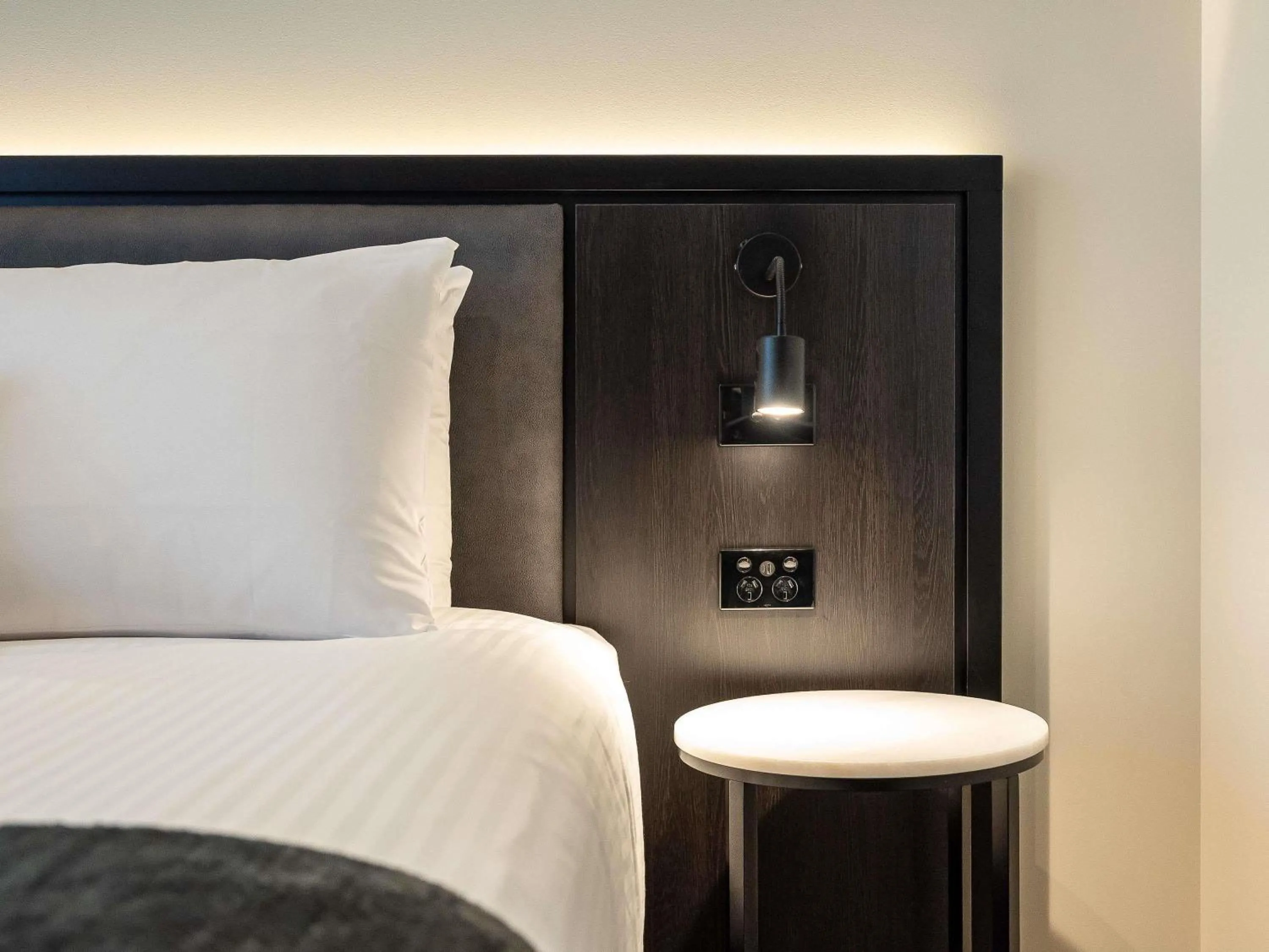 Bedroom, Bed in Mantra Shepparton