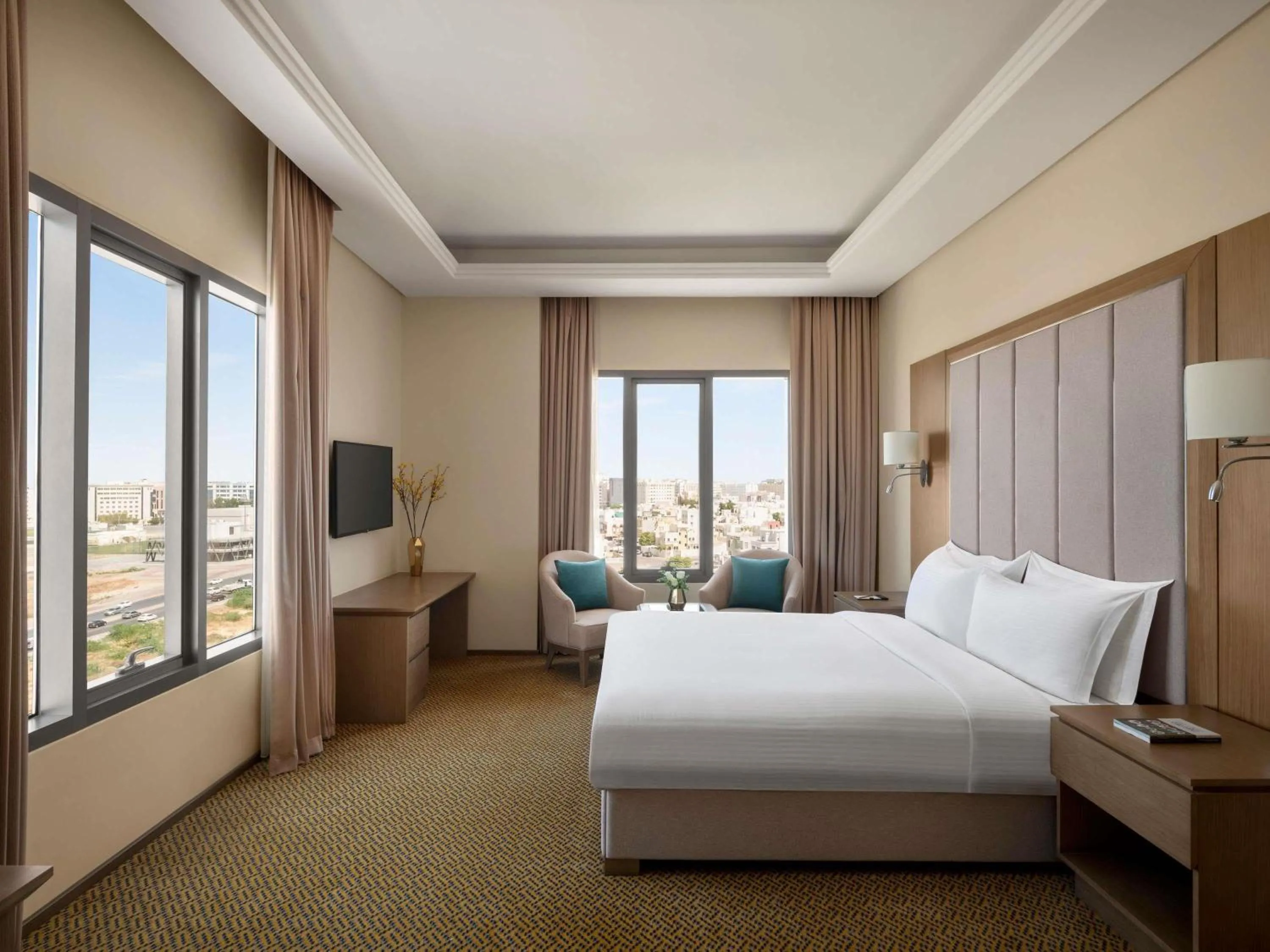 Bedroom, Bed in Mercure Muscat