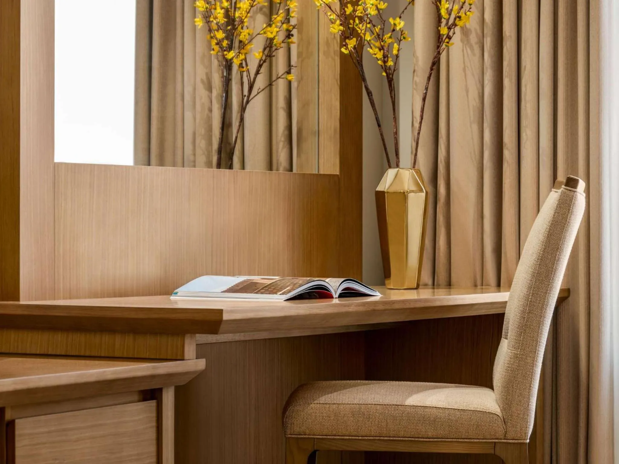 Decorative detail in Mercure Muscat