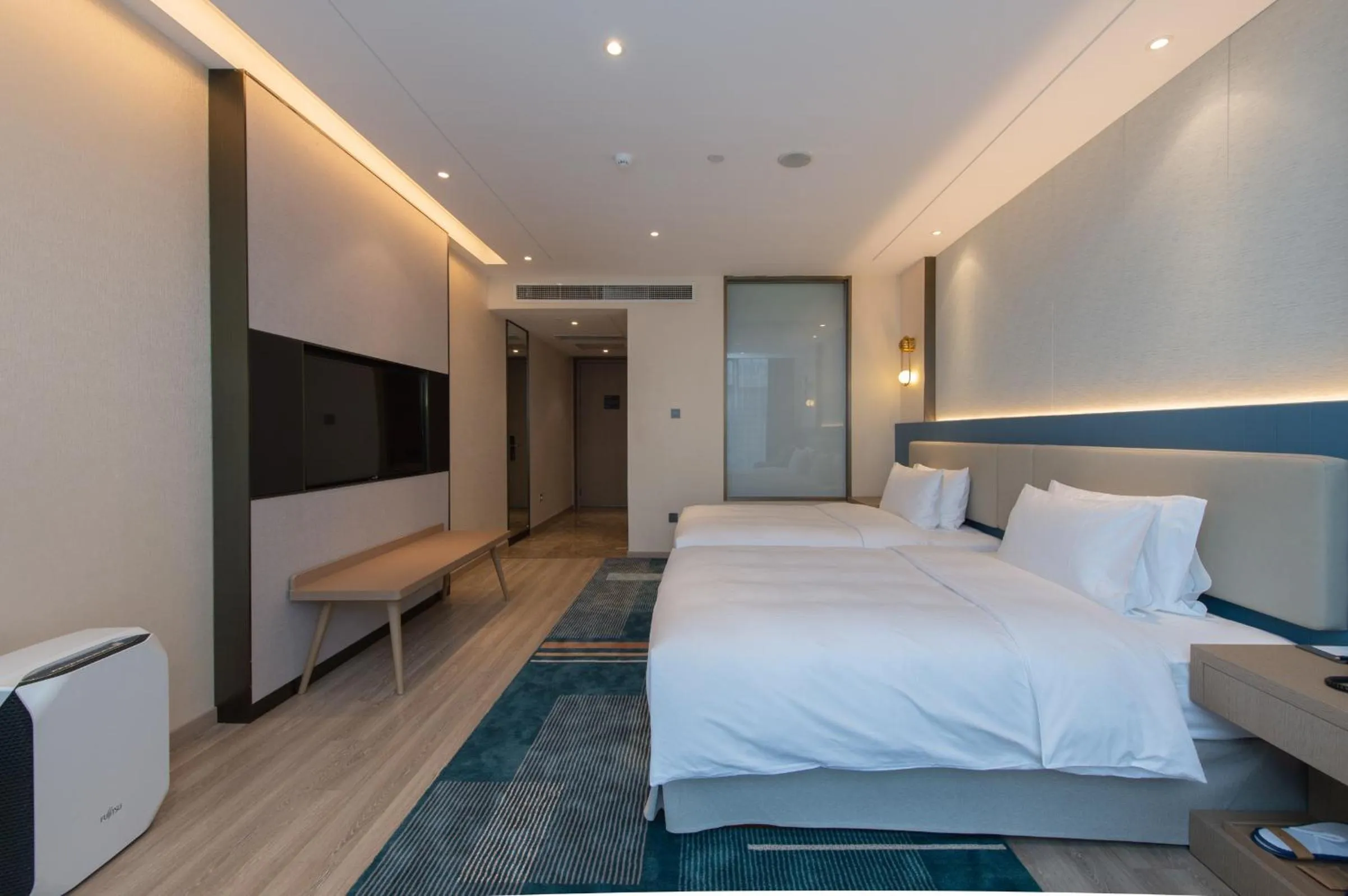 Photo of the whole room, Bed in Novotel Wuxi