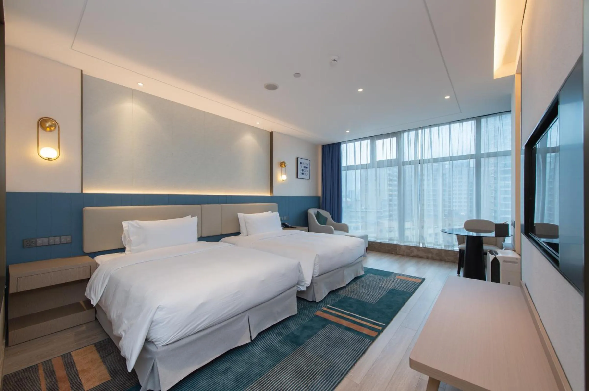 Photo of the whole room, Bed in Novotel Wuxi